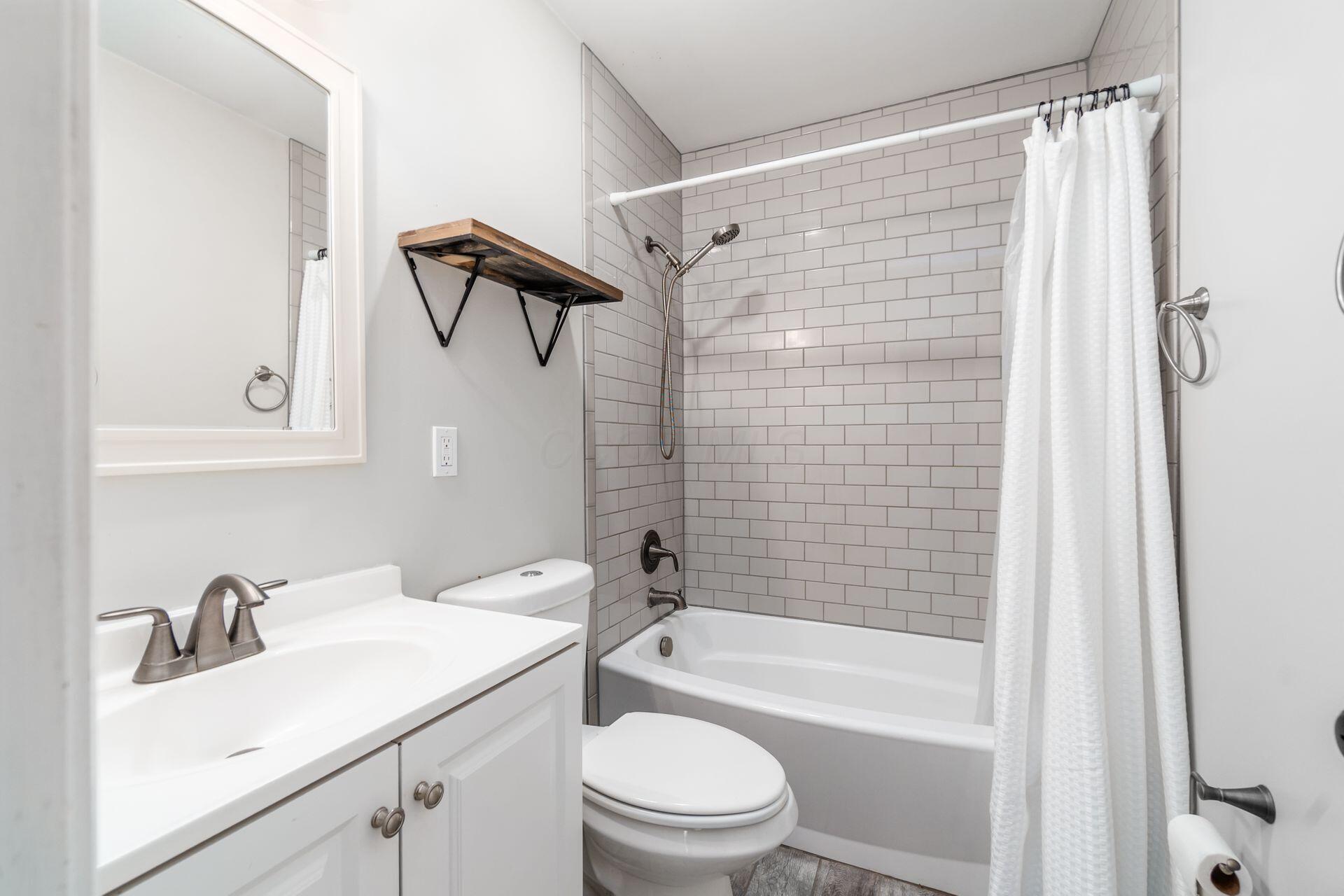 15715 E State Route 37