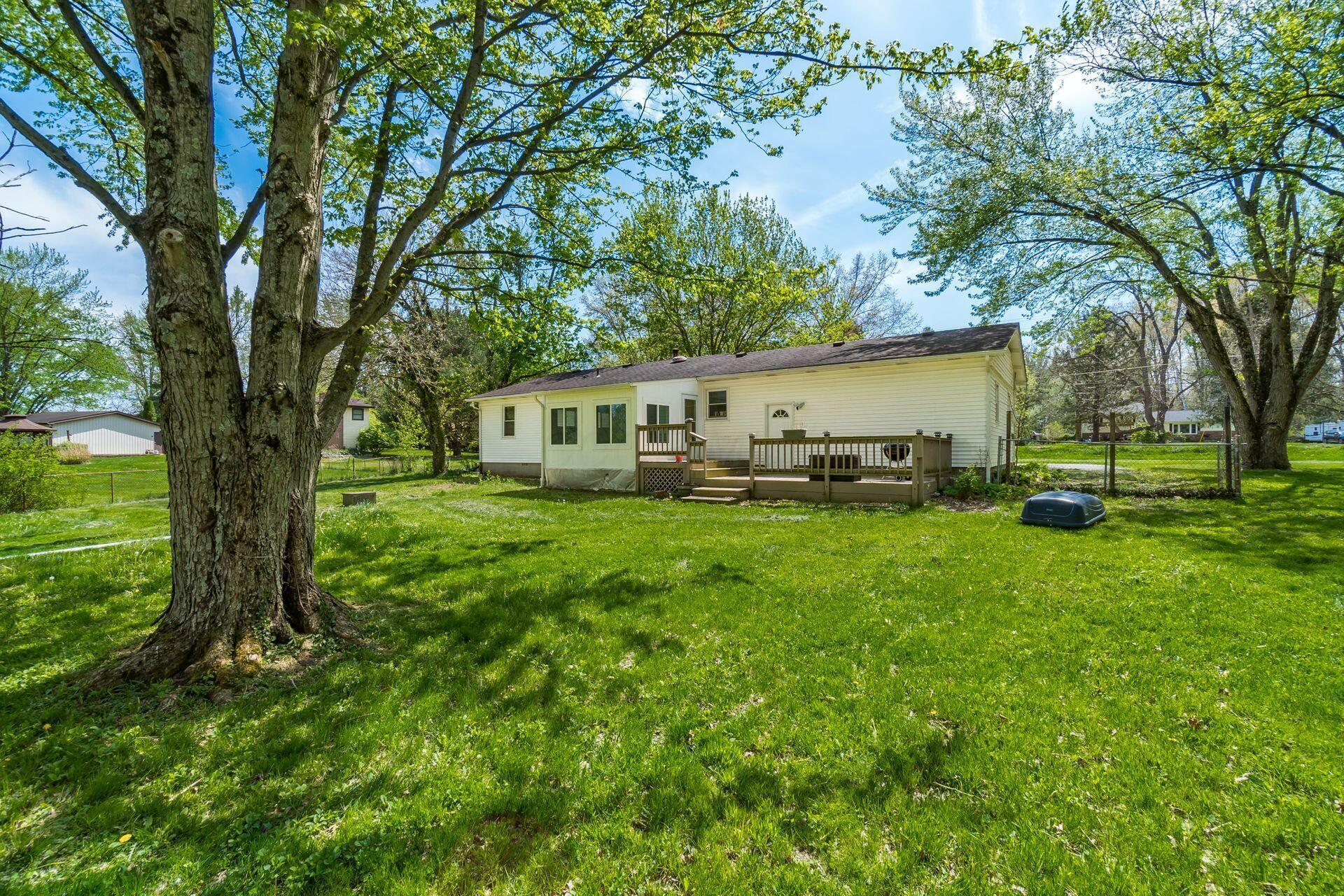 15715 E State Route 37