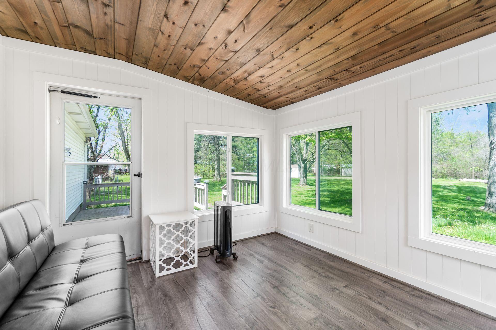 15715 E State Route 37