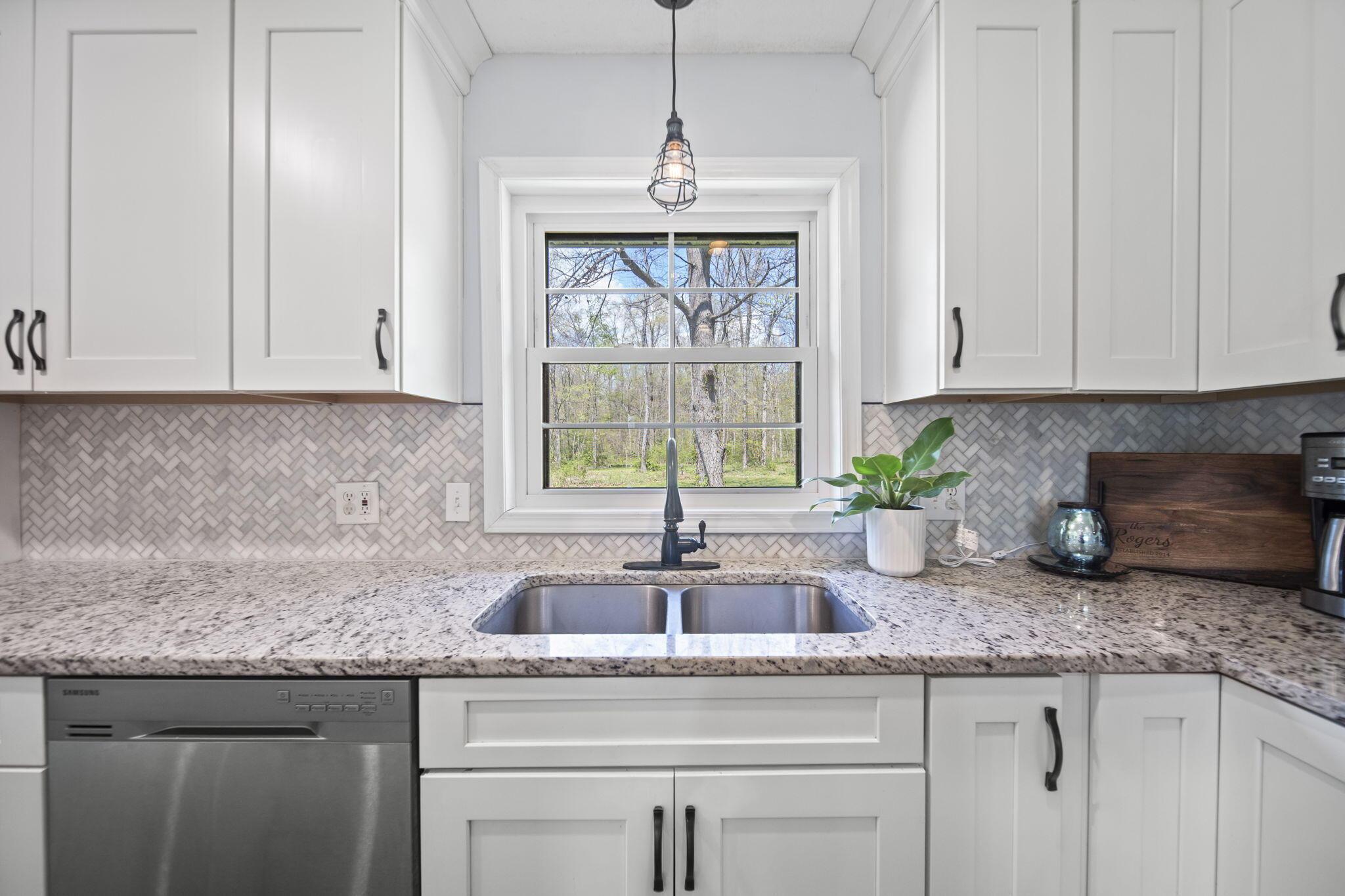545 N County Line Road