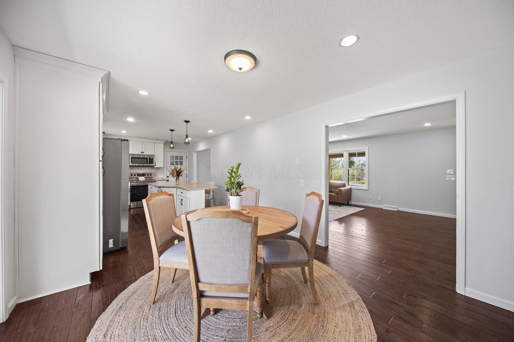 545 N County Line Road