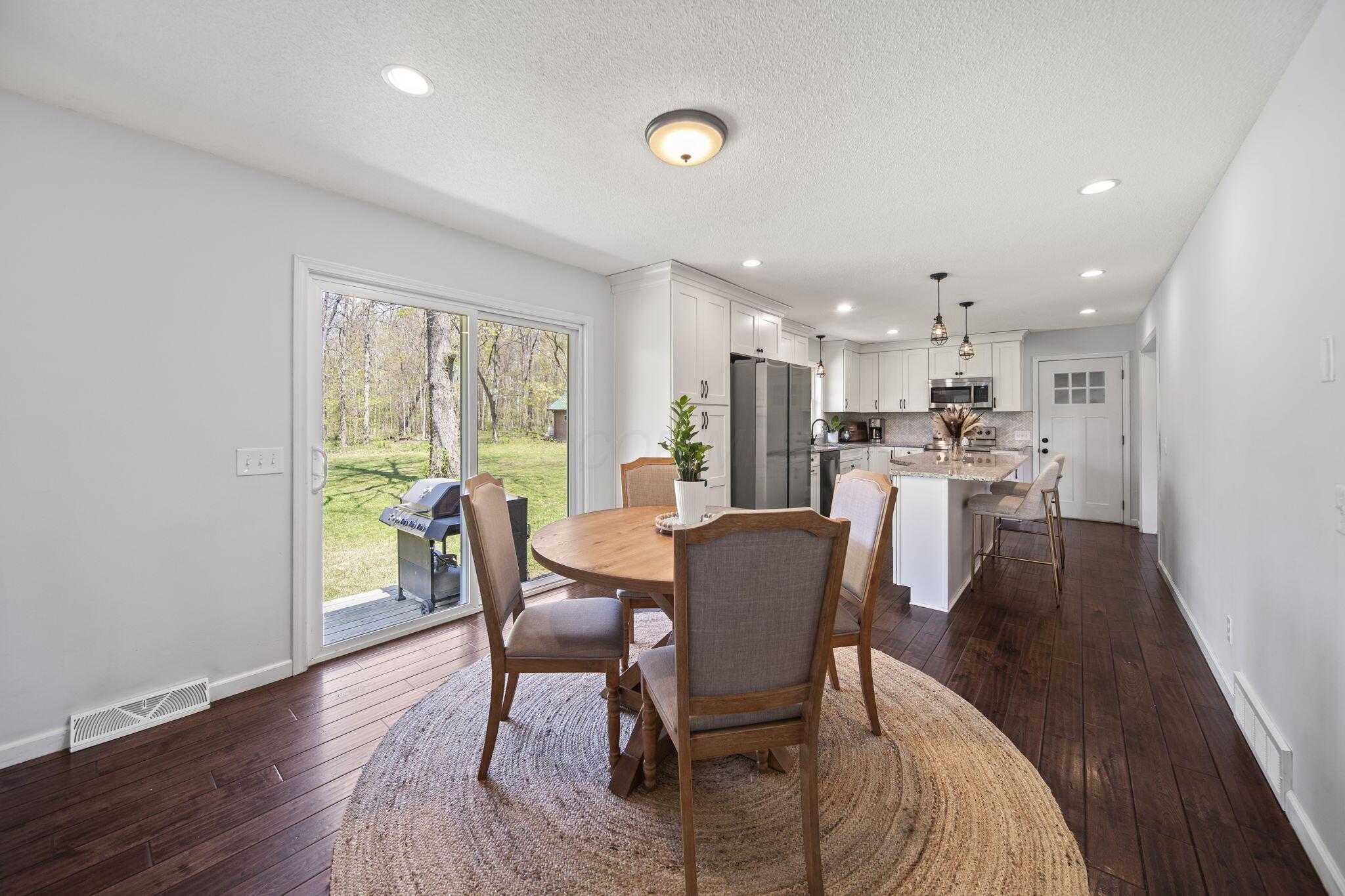 545 N County Line Road
