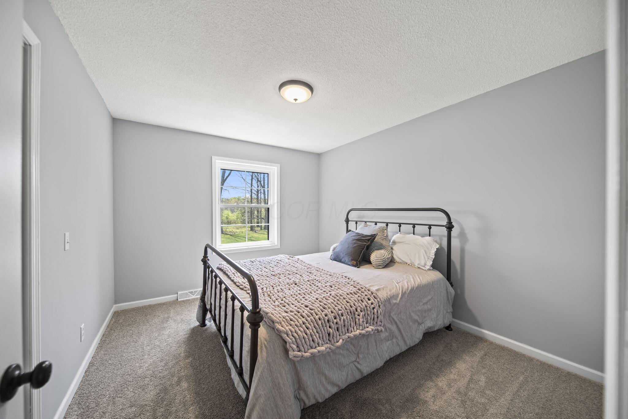545 N County Line Road