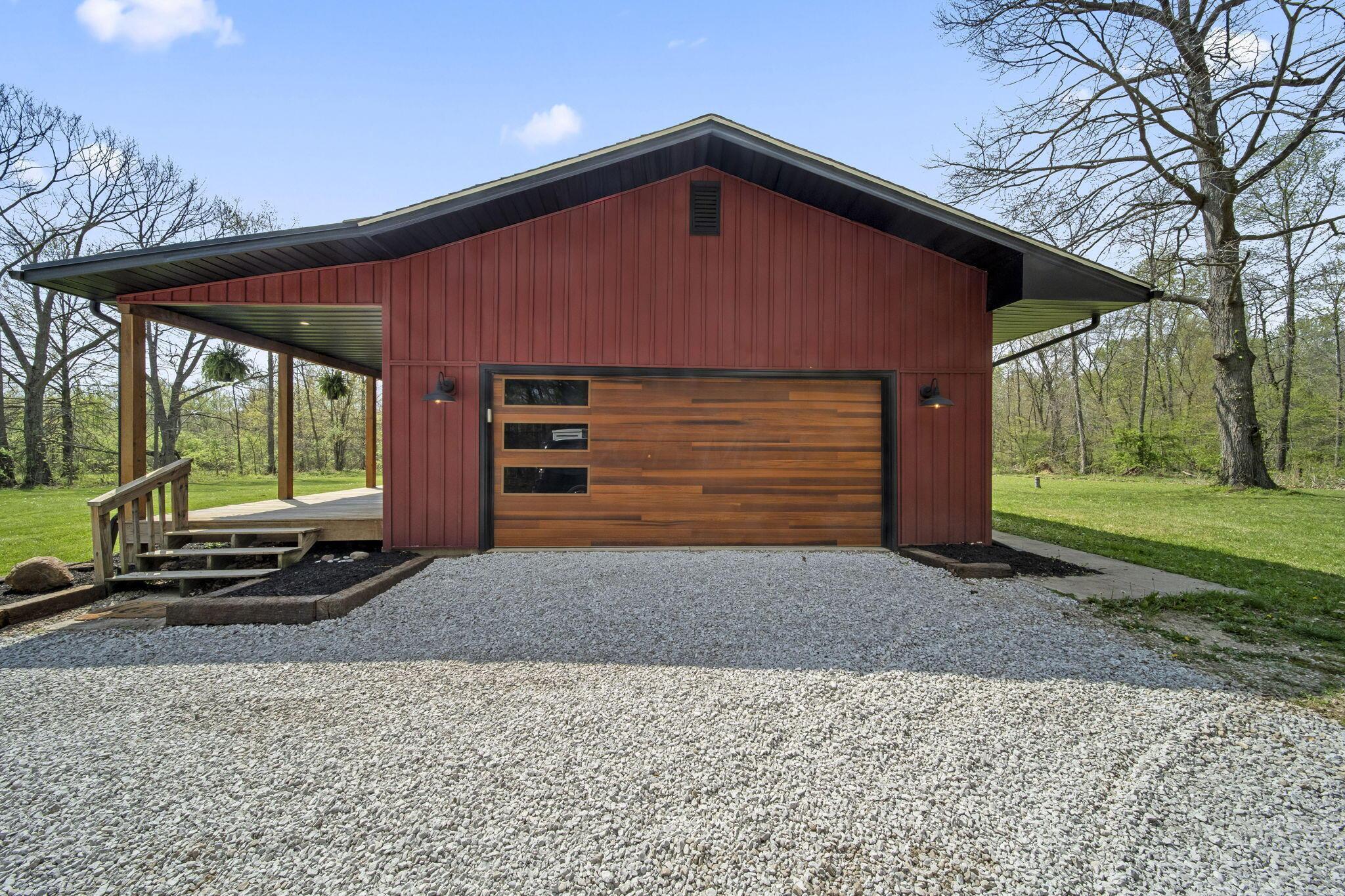 545 N County Line Road