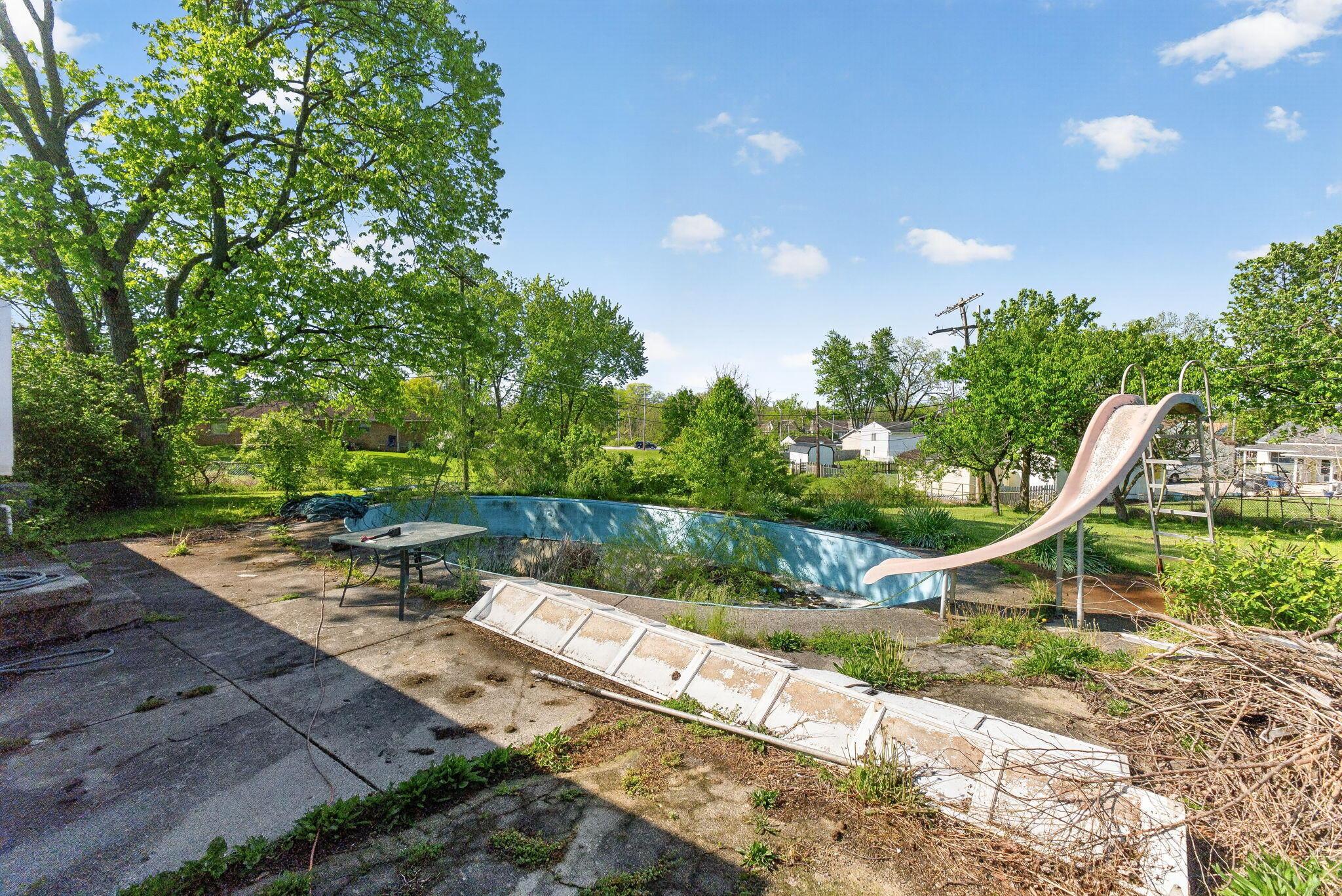 3937 Lexmont Road S
