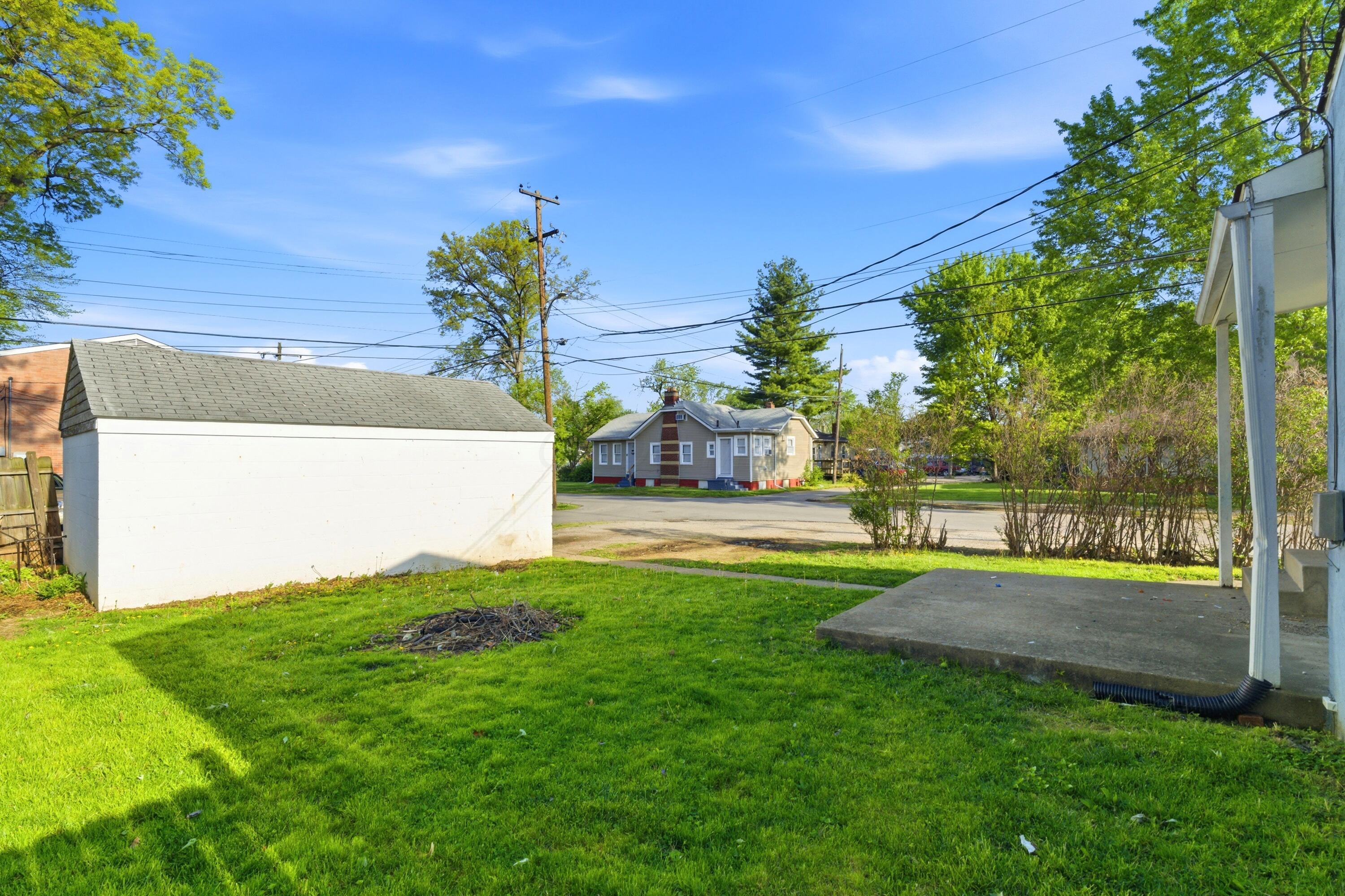 3049 Hiawatha Street