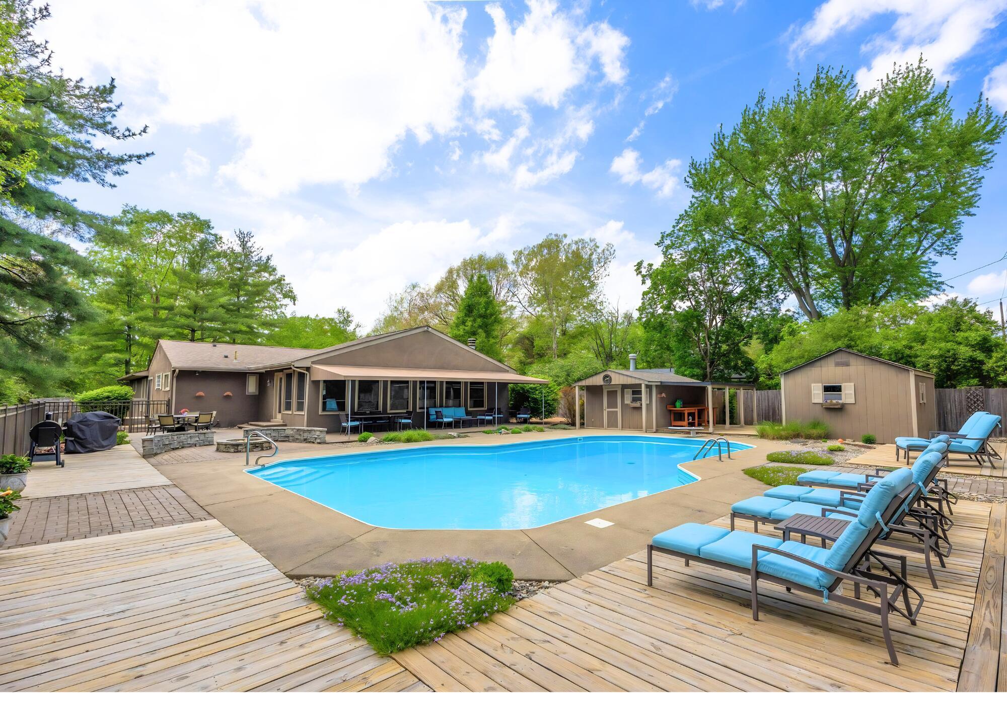 4994 Henderson Heights Road