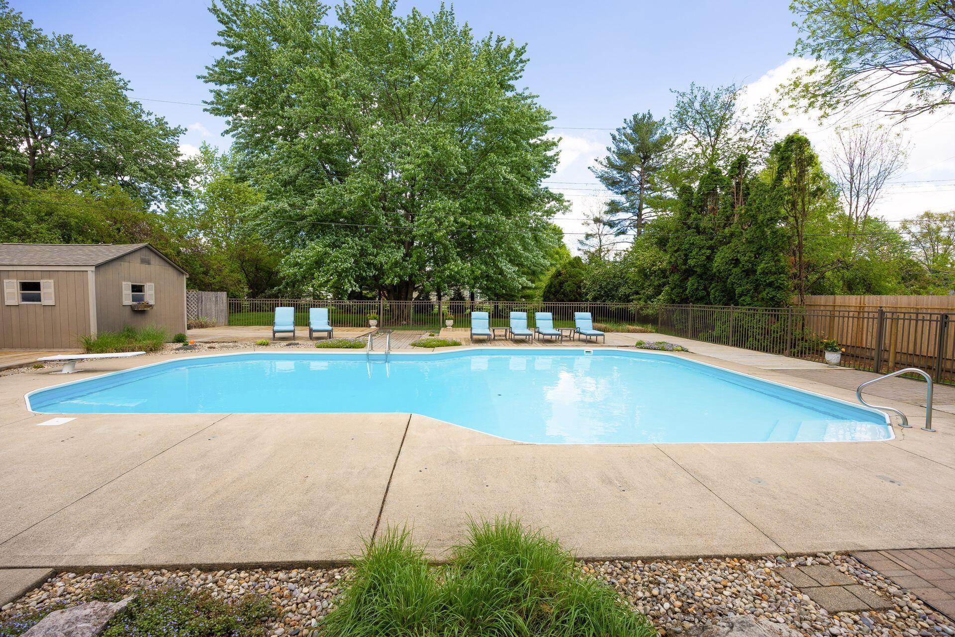 4994 Henderson Heights Road