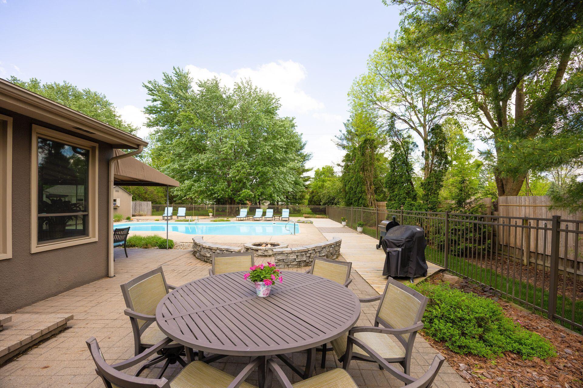 4994 Henderson Heights Road