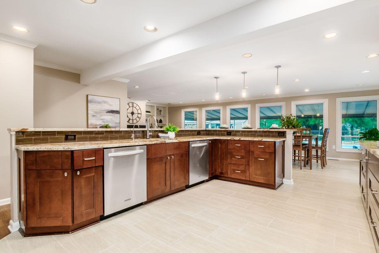 4994 Henderson Heights Road