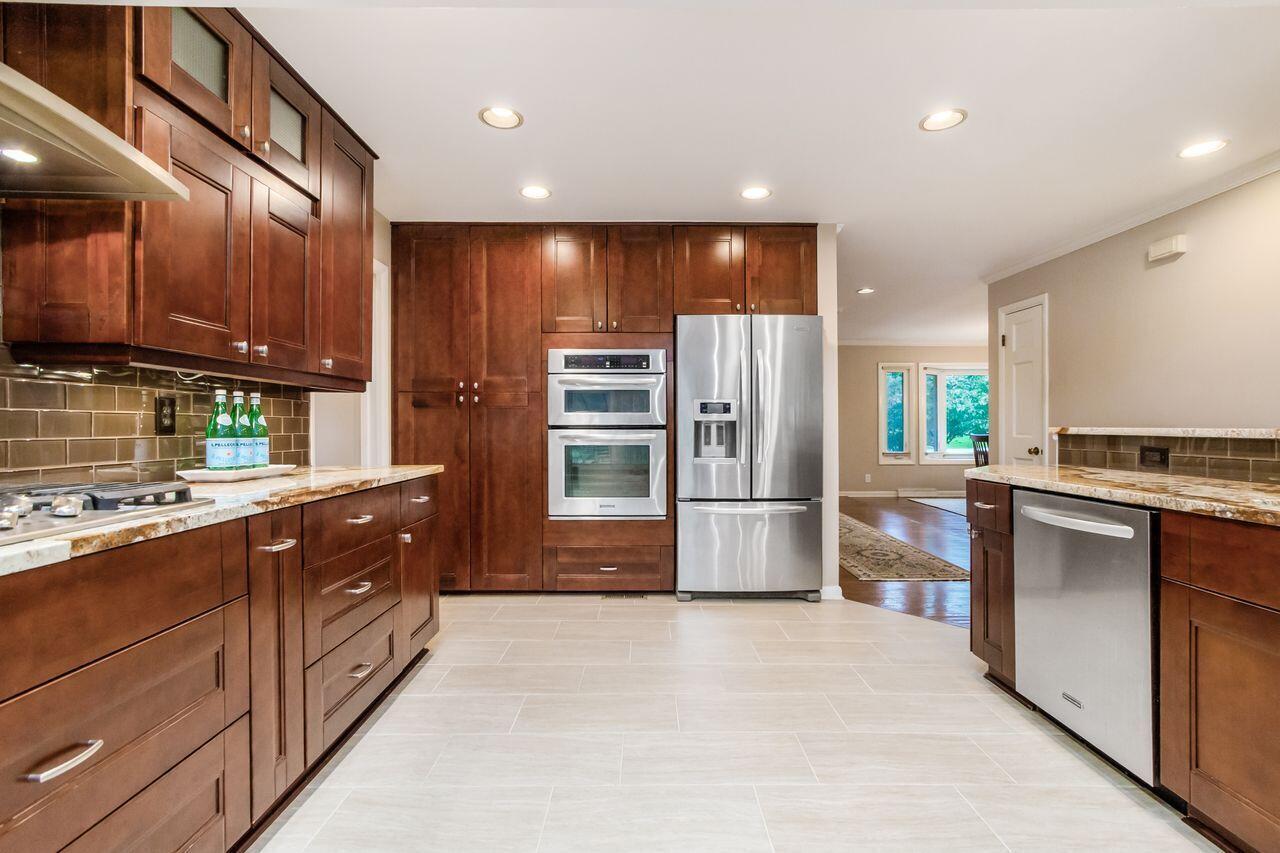 4994 Henderson Heights Road