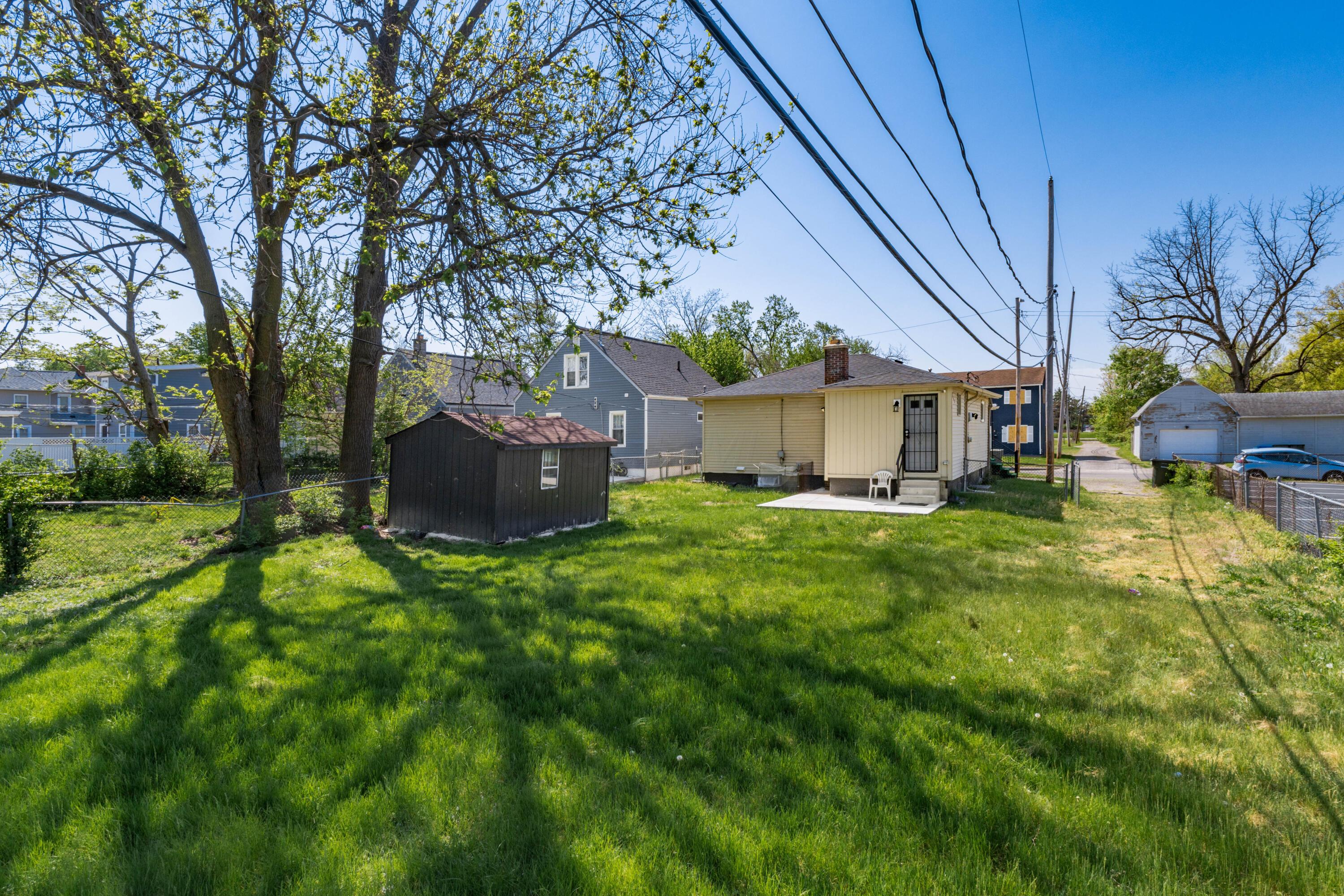 2958 E 11th Avenue