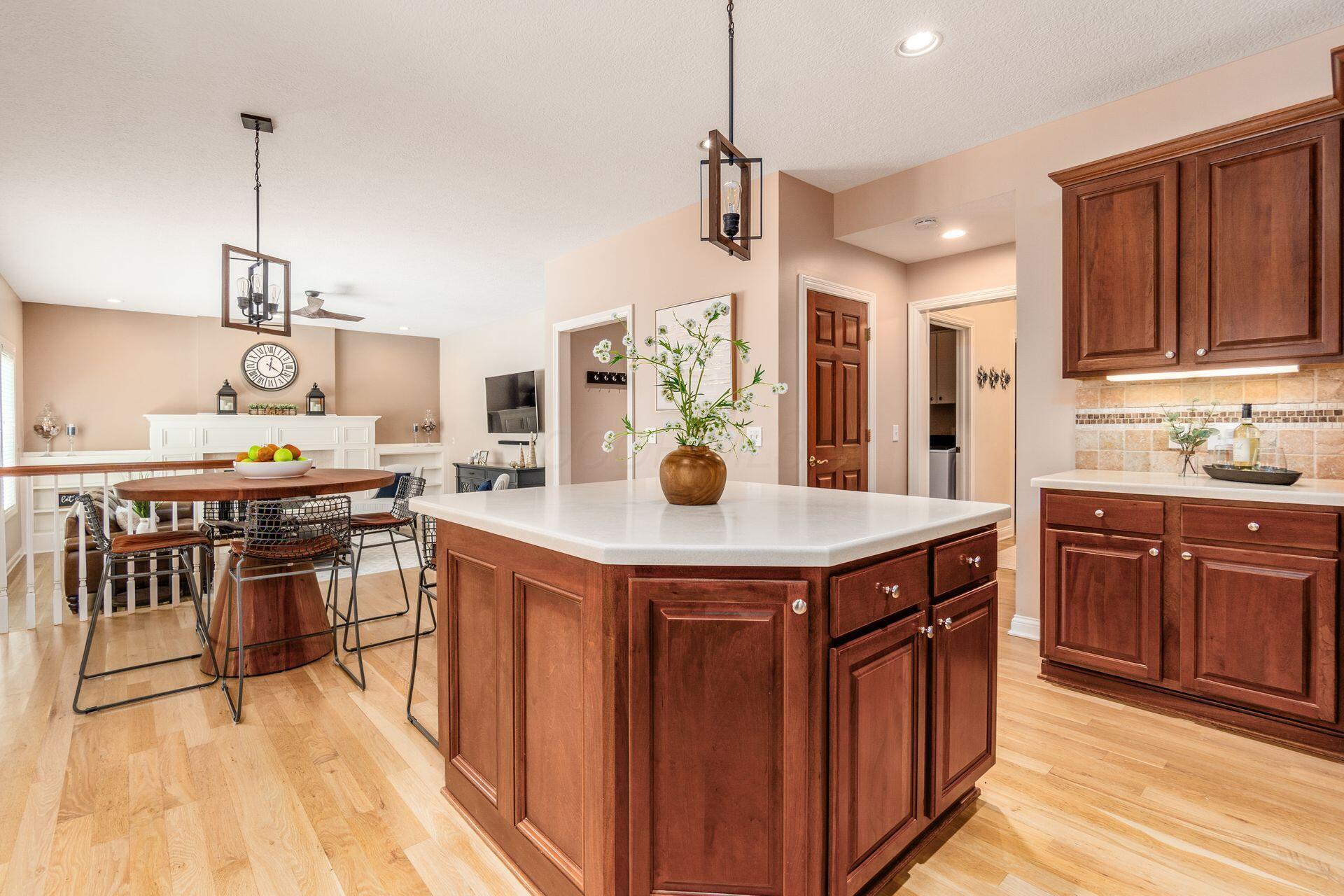 7439 Sand Spurrey Court