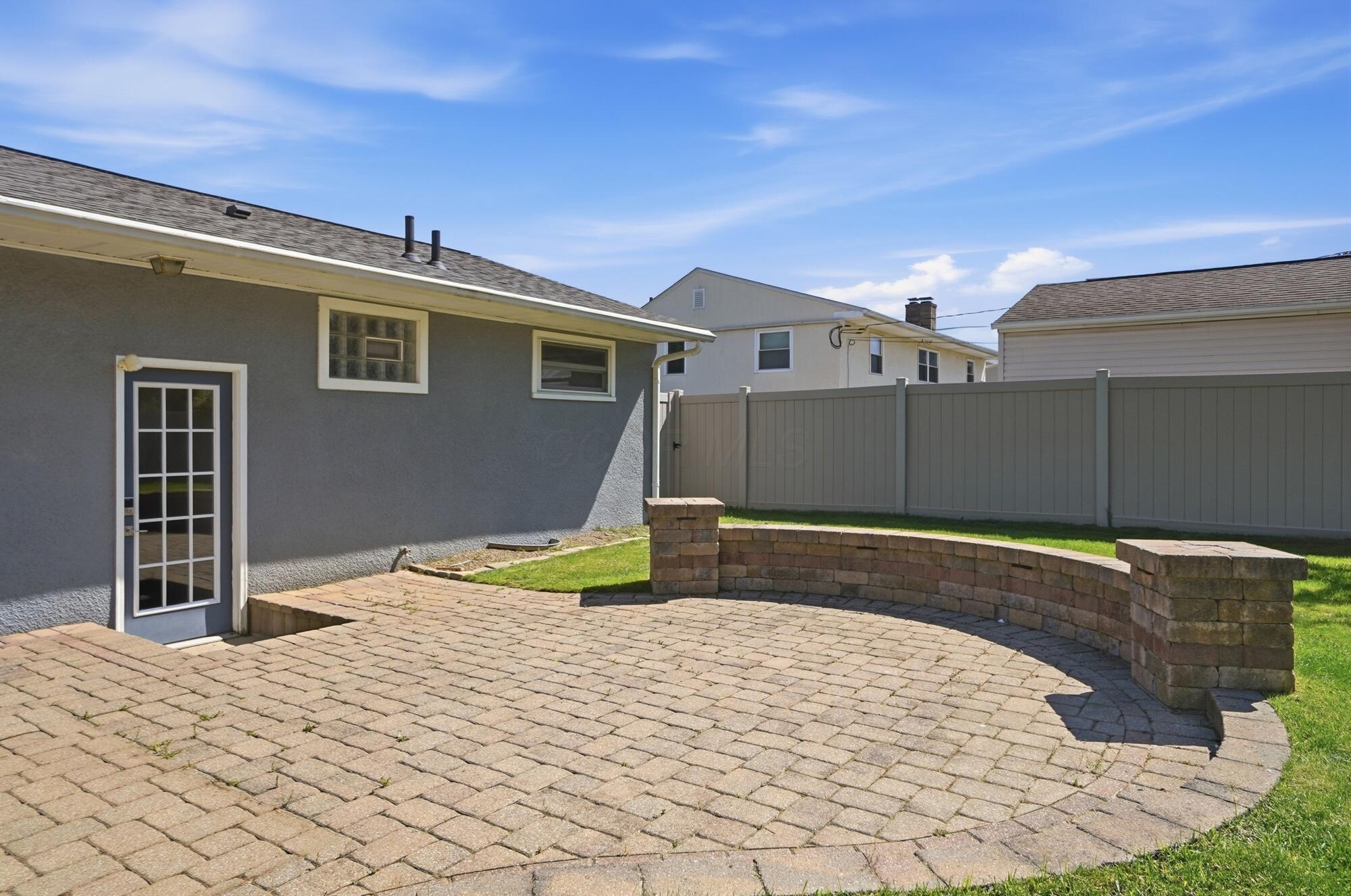785 Island Court