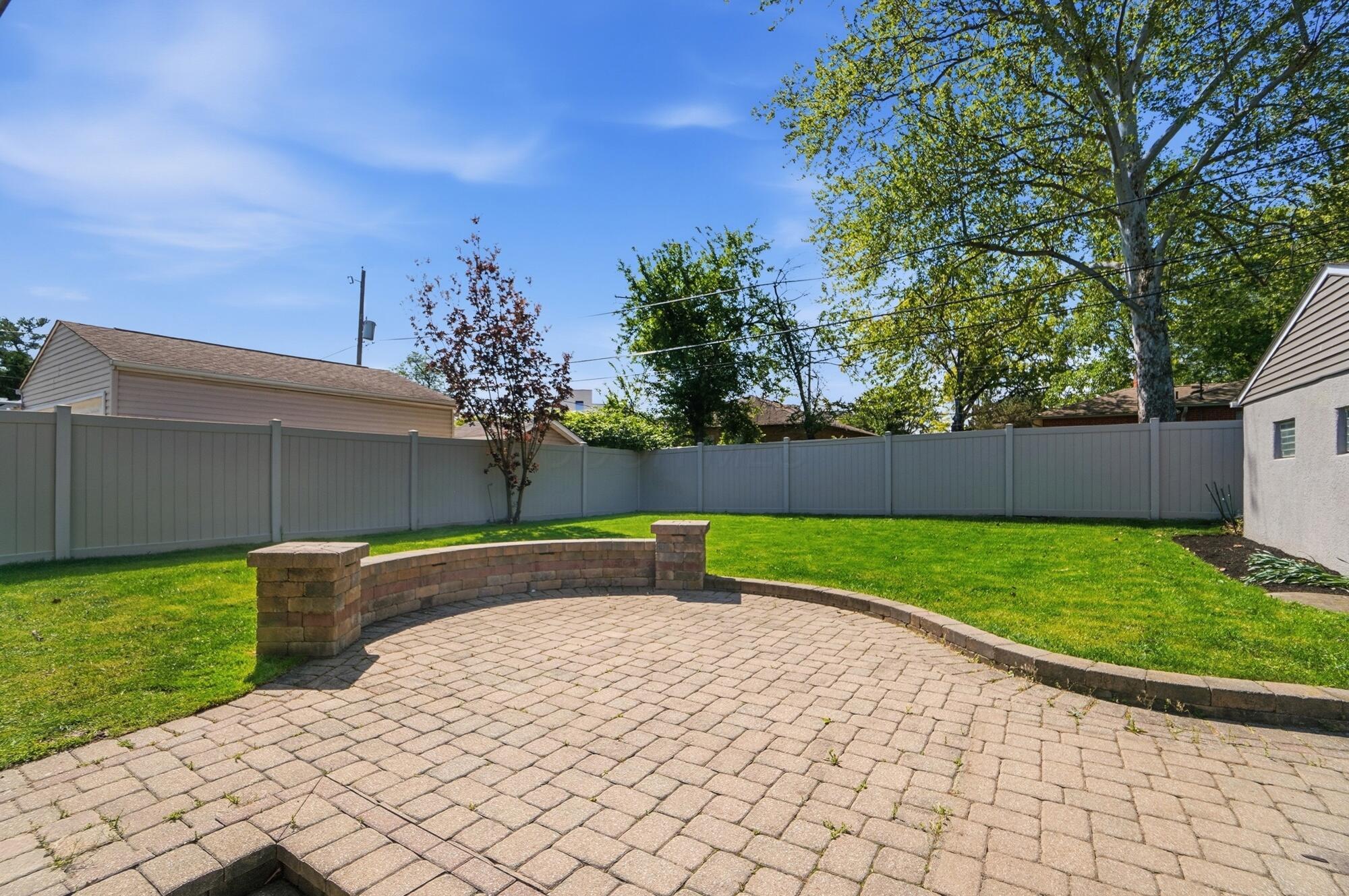 785 Island Court