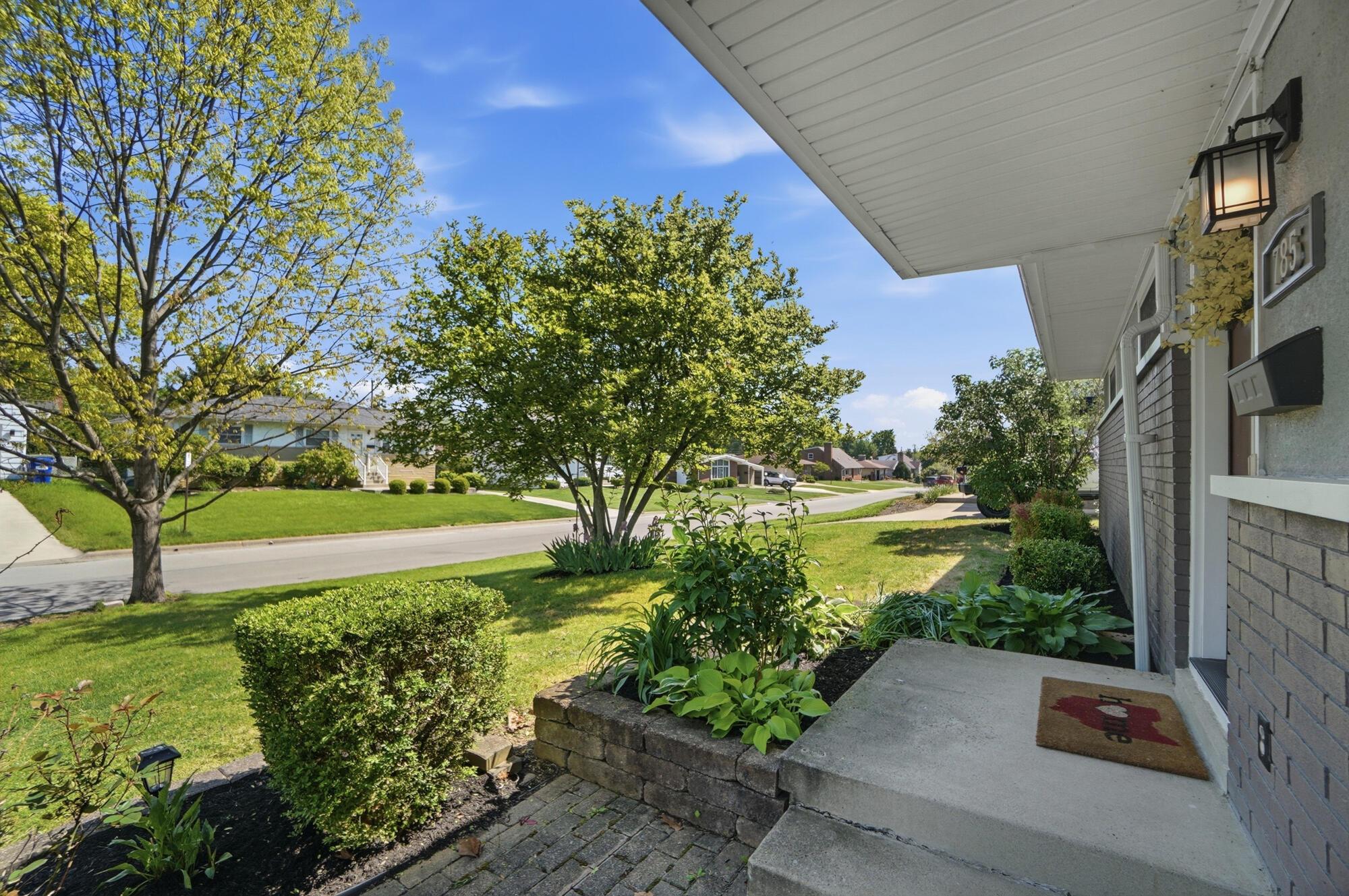785 Island Court