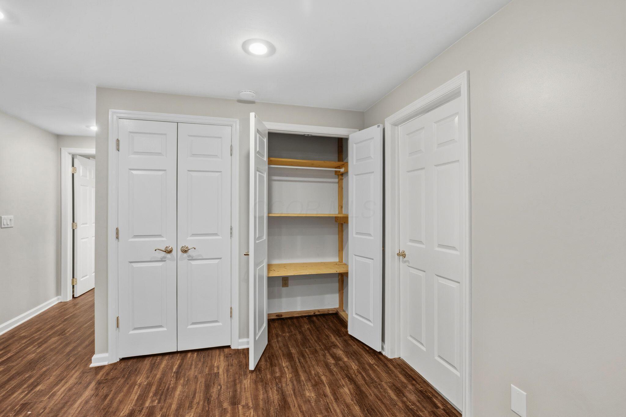 1067 Weatherwood Court