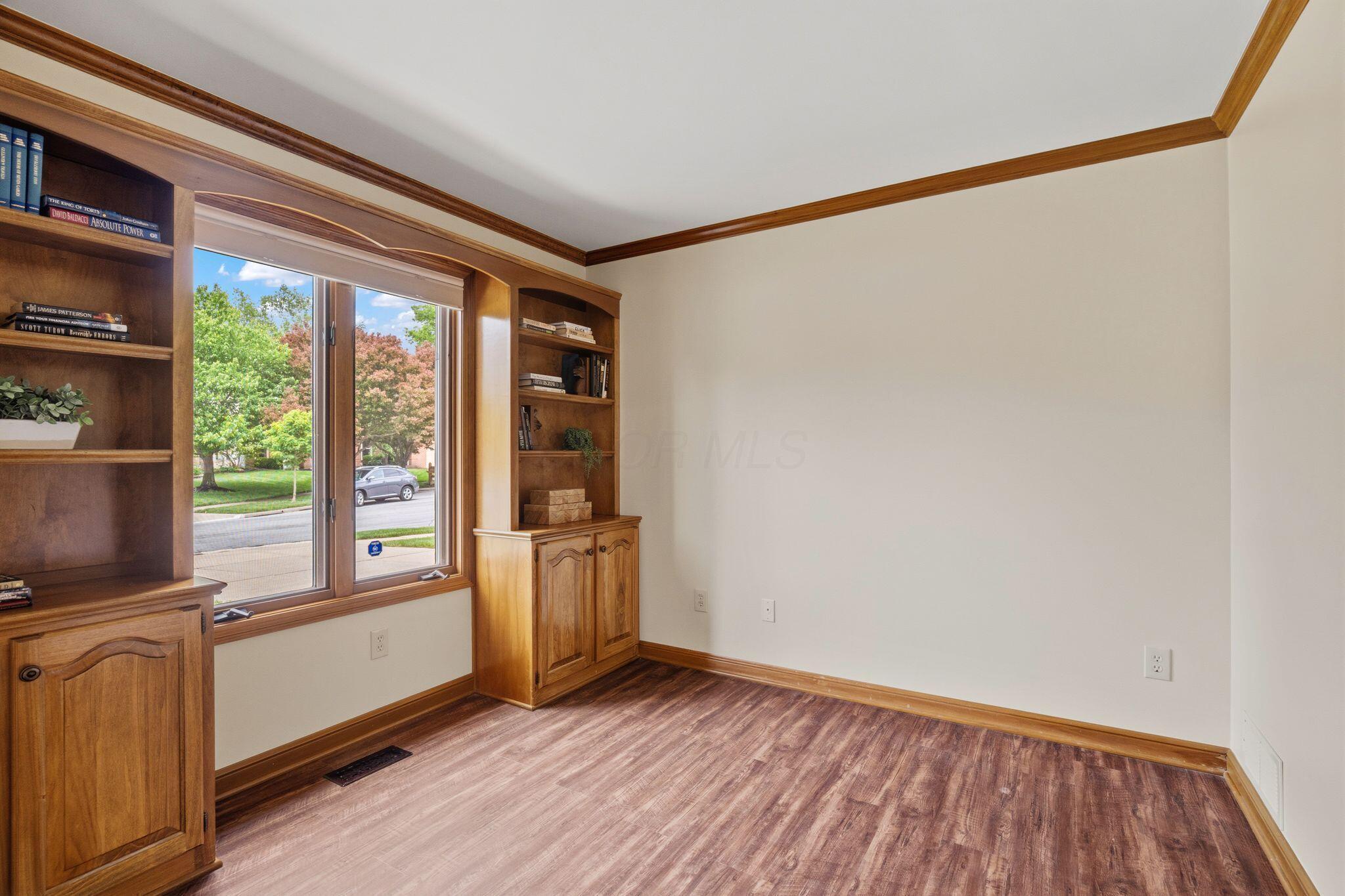 1067 Weatherwood Court