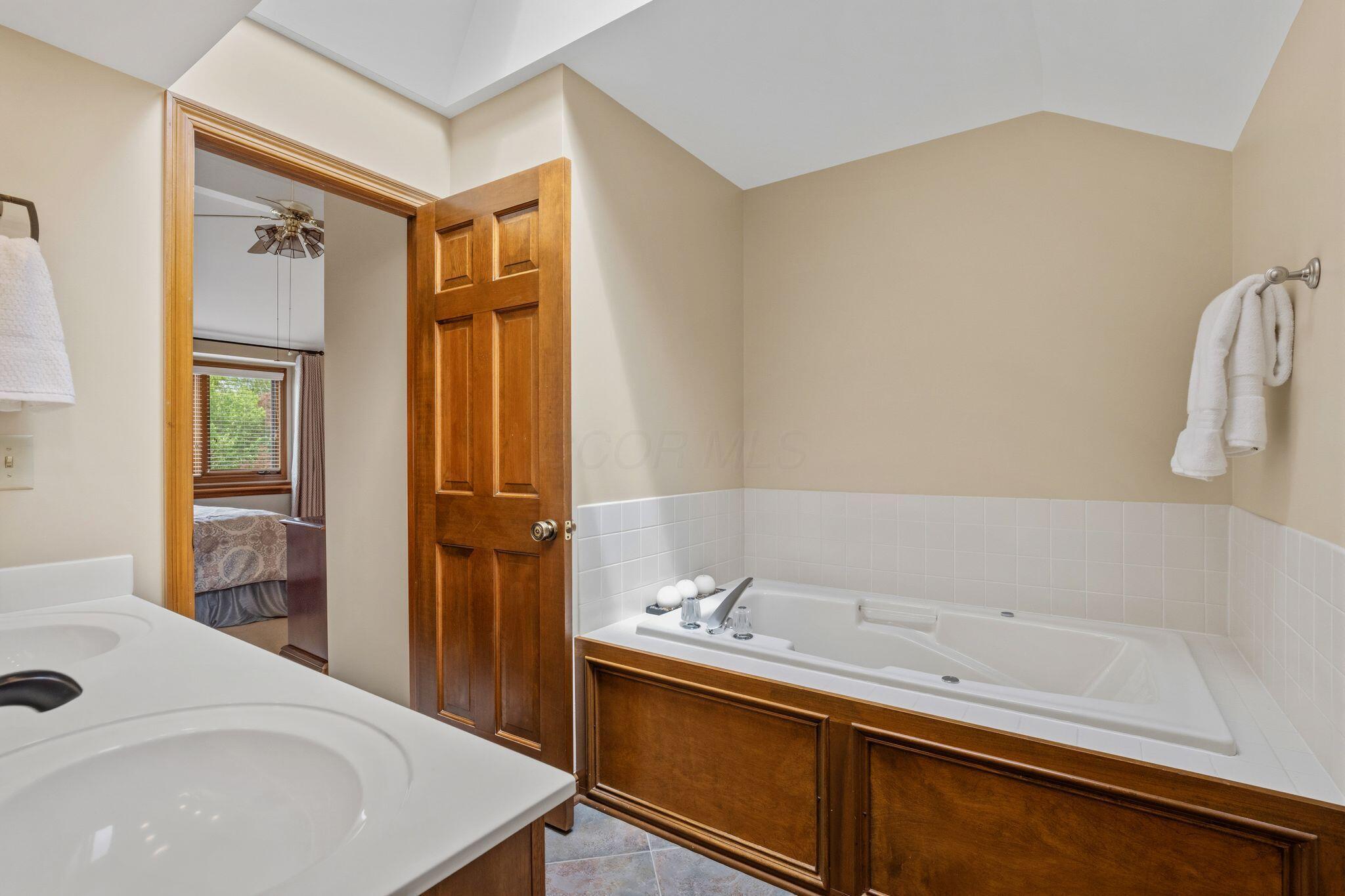 1067 Weatherwood Court