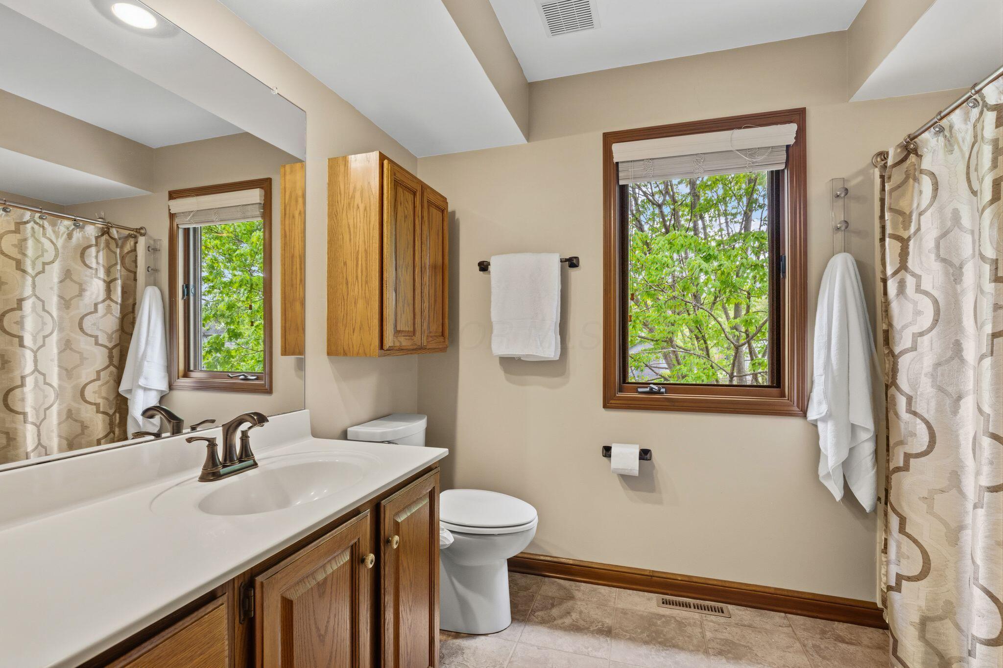 1067 Weatherwood Court