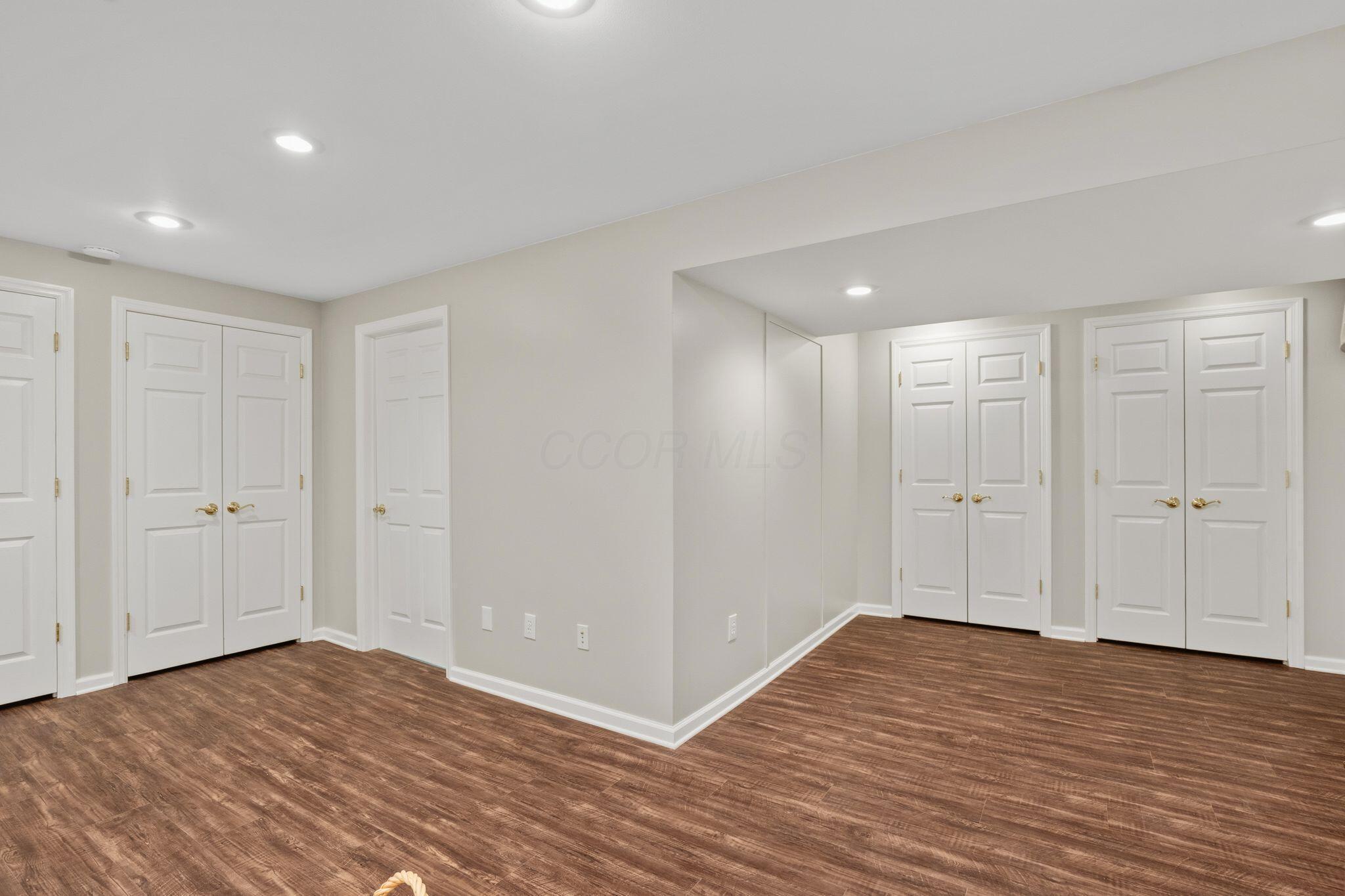1067 Weatherwood Court