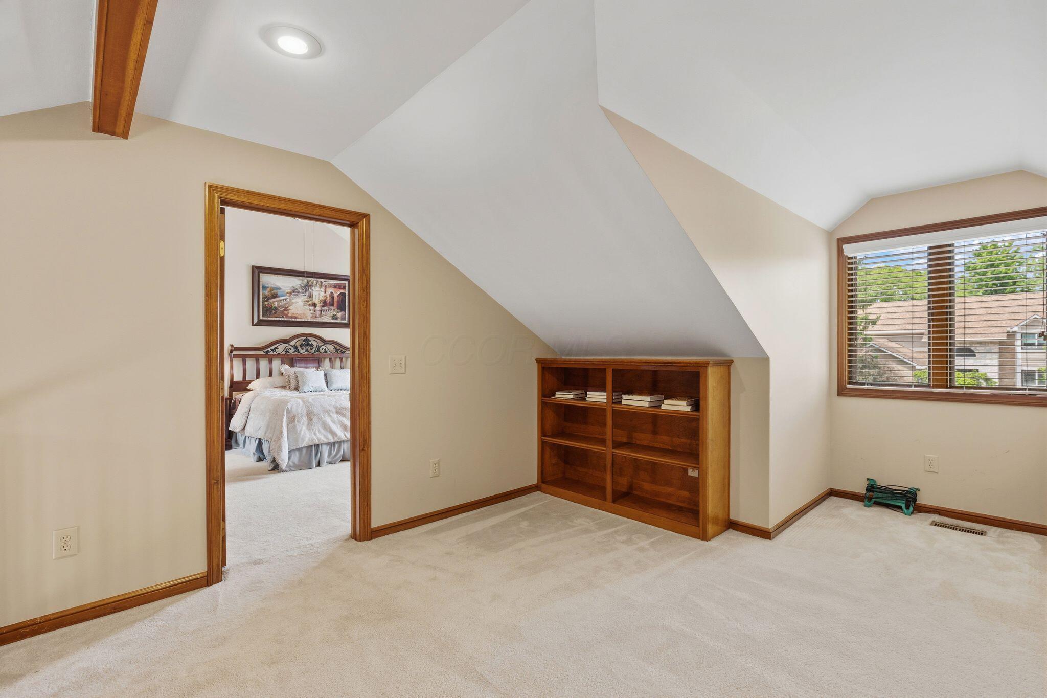 1067 Weatherwood Court