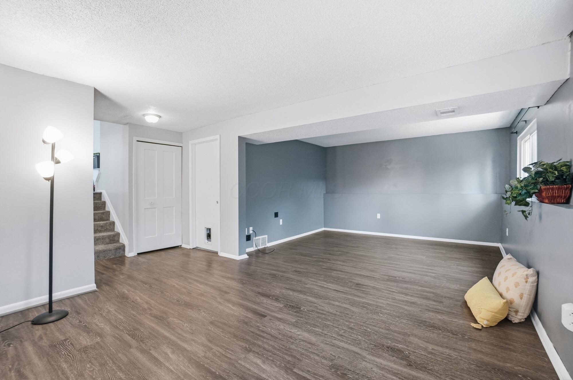 2896 Chimney Point Drive