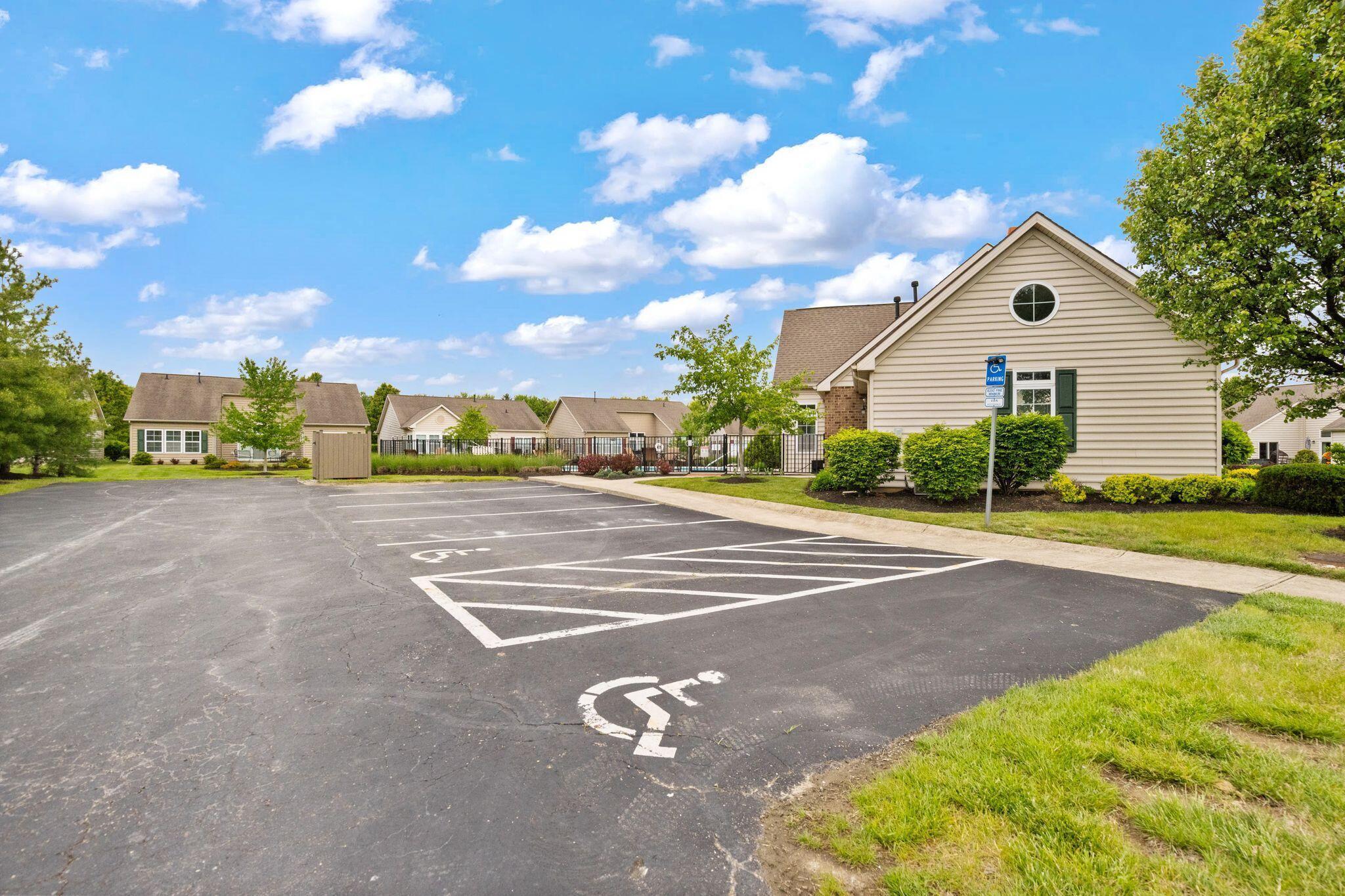 5673 White Goose Road, 12