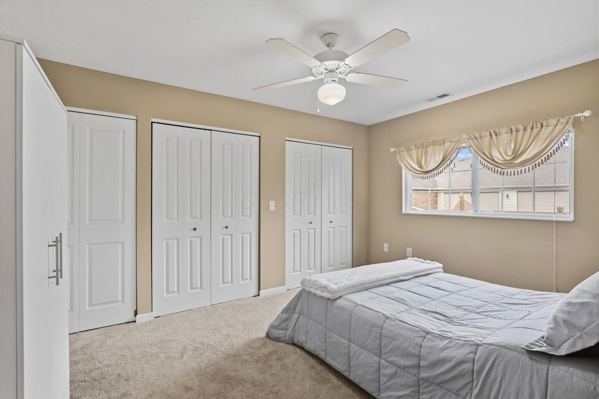 5673 White Goose Road, 12