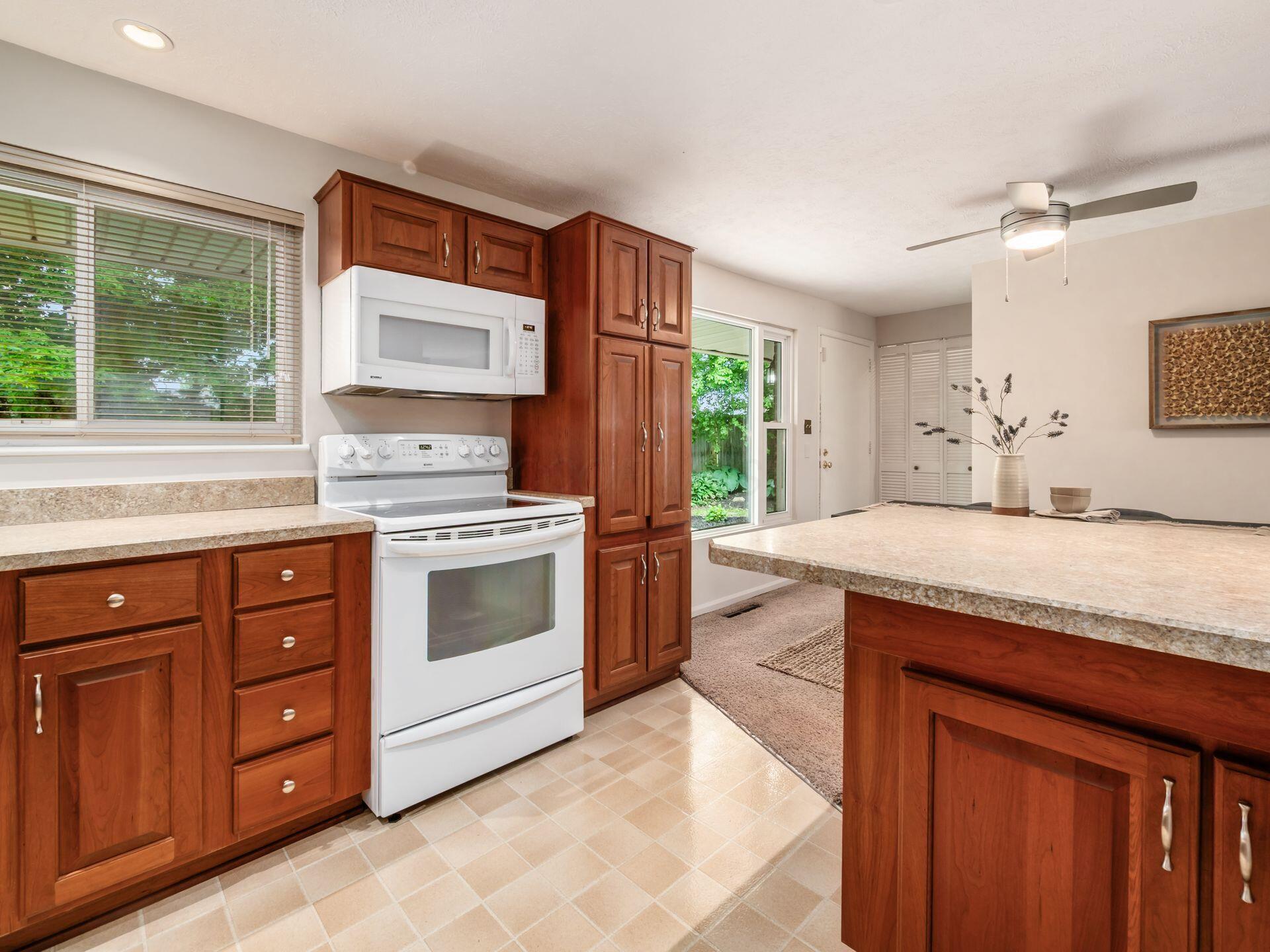 1610 Shively Road