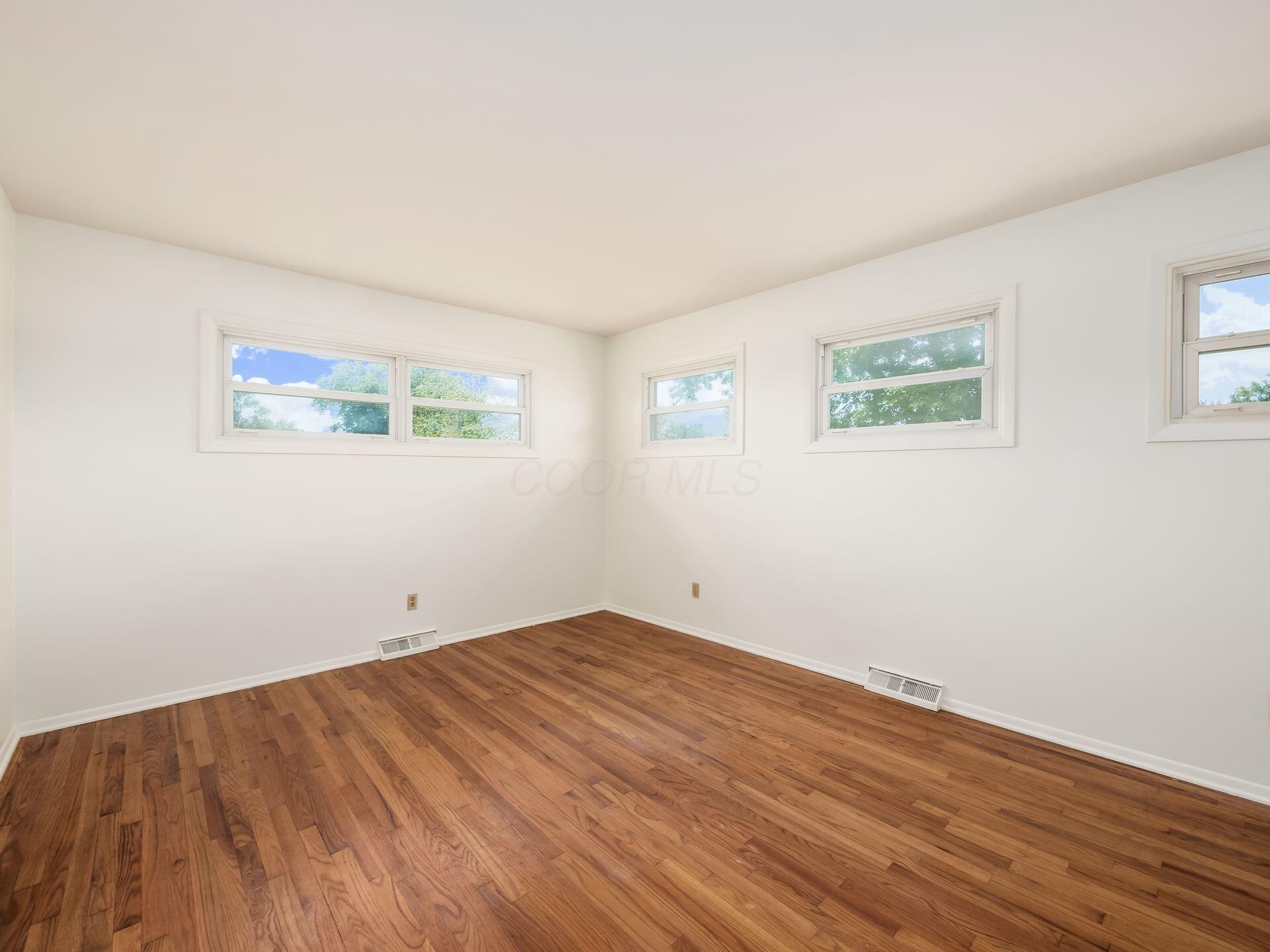 5675 Grove City Road