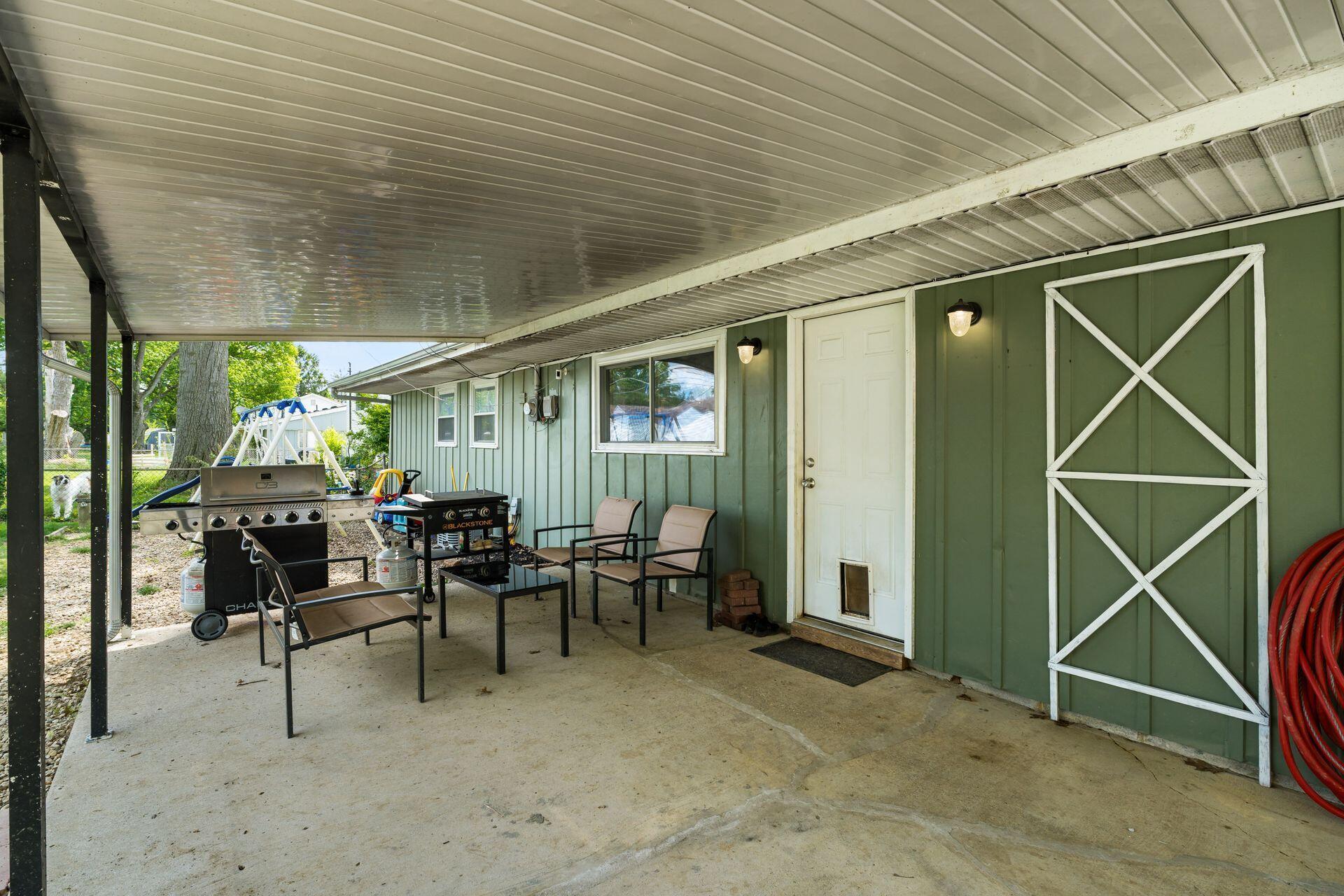 332 Baroness Way