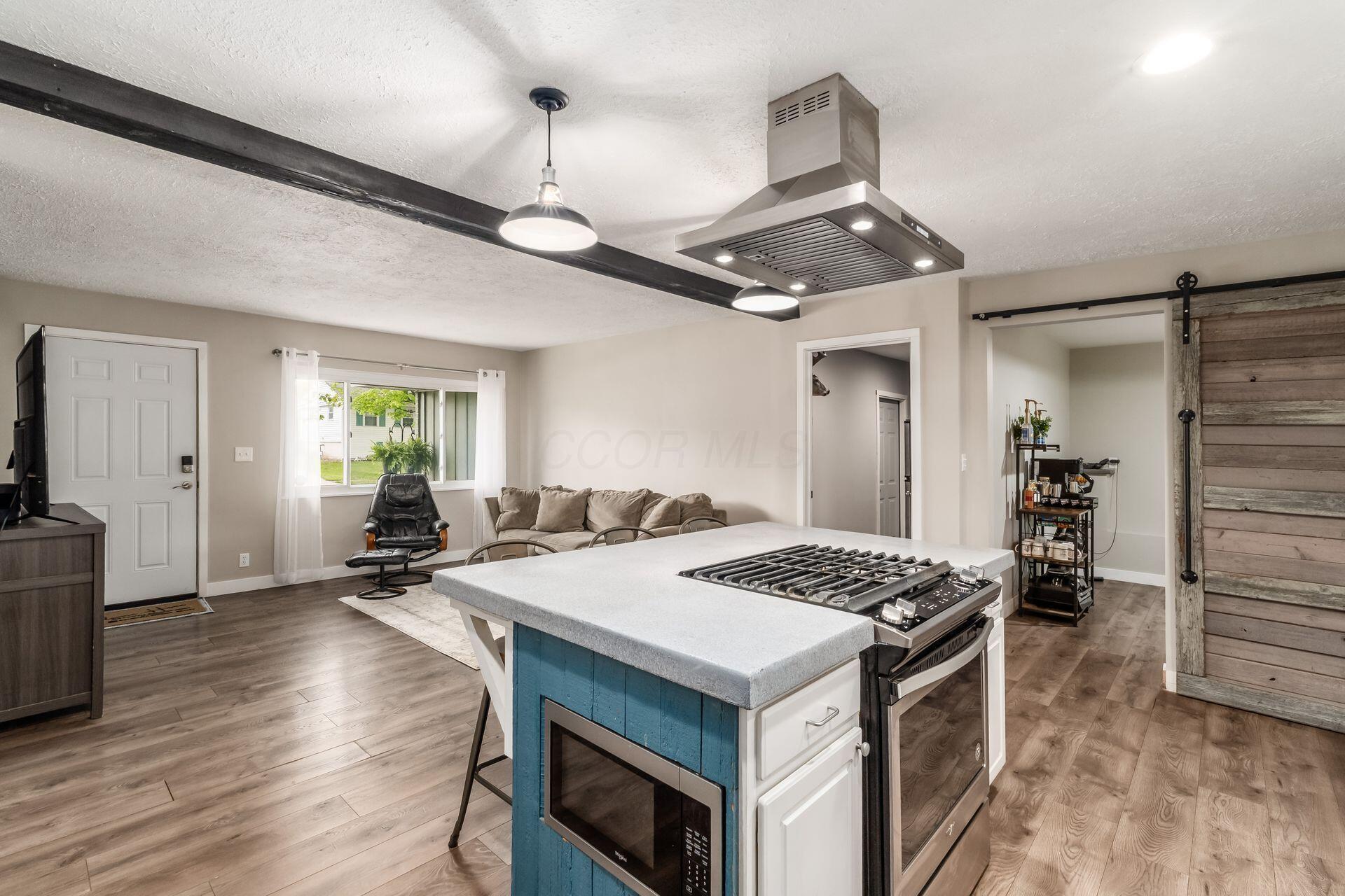 332 Baroness Way