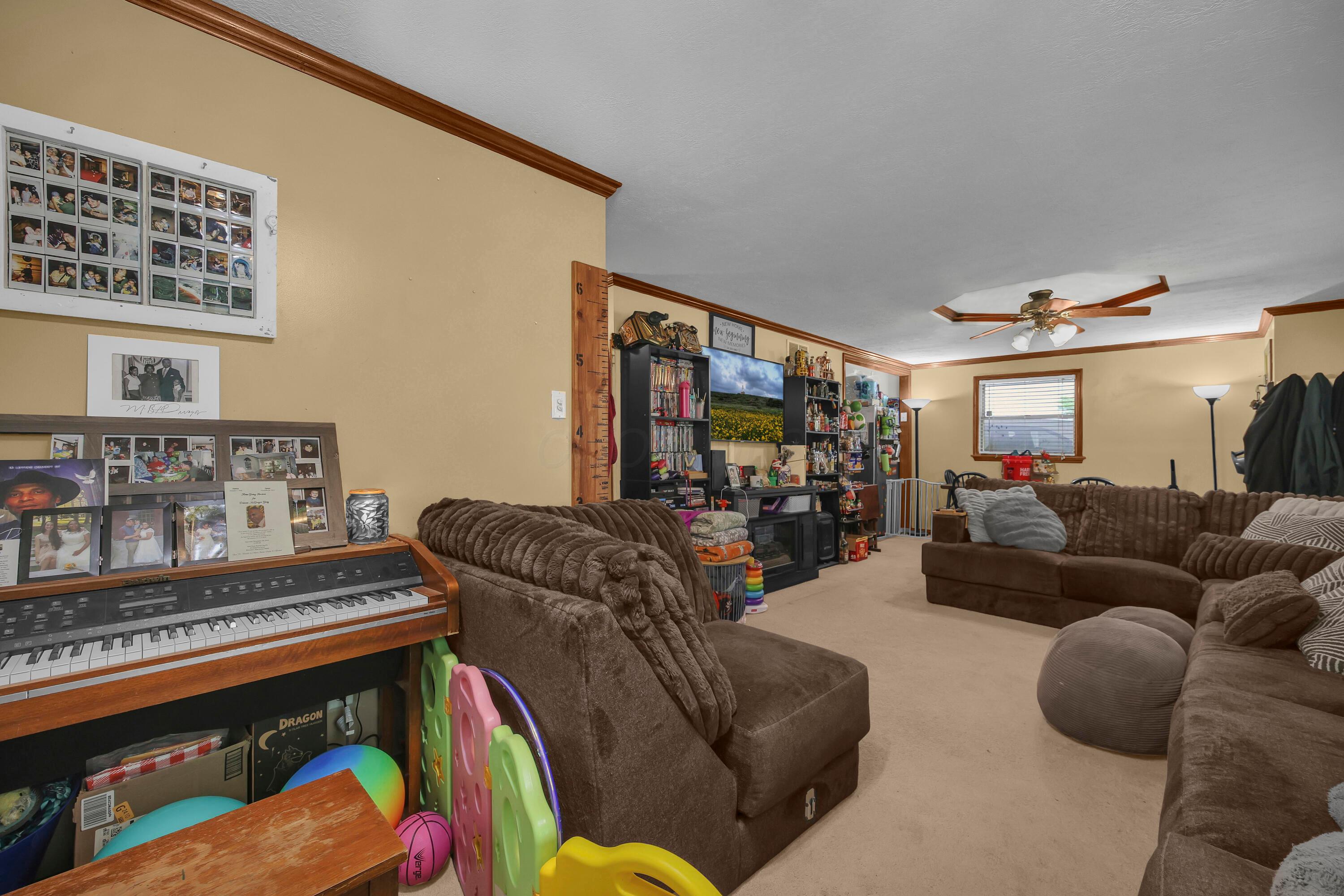 4993 Dimson Drive N