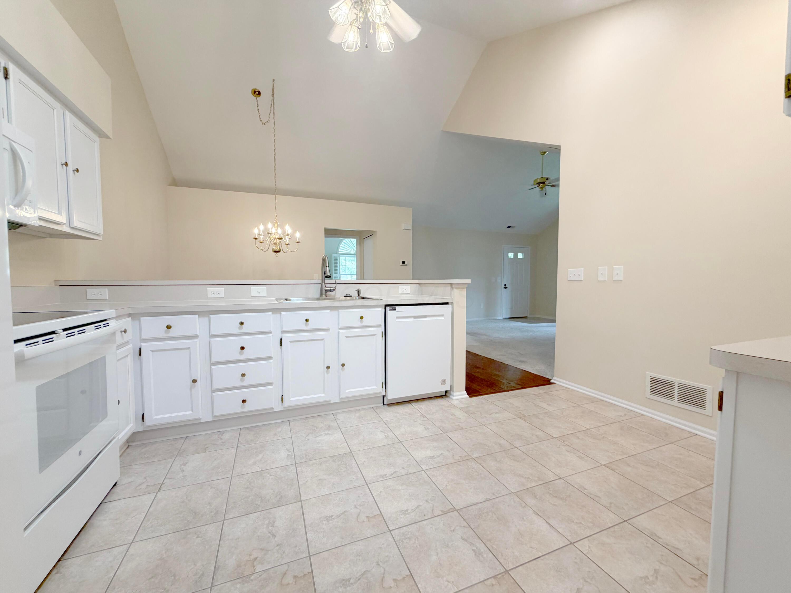 6382 Mission Hills Place