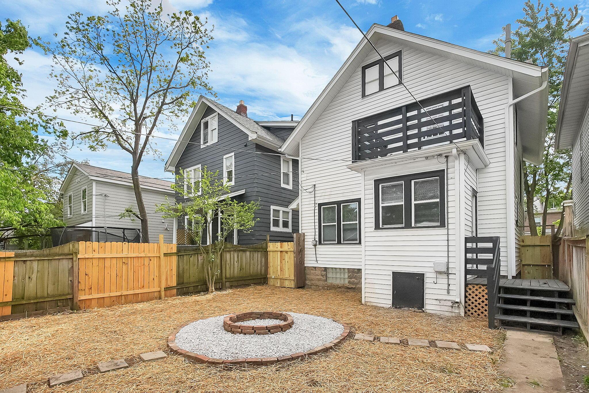 128 N Ogden Avenue