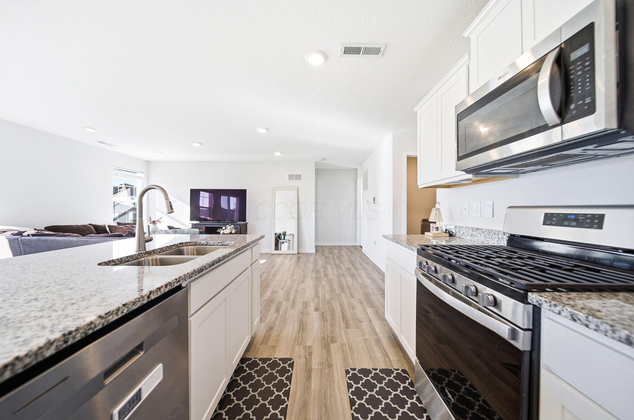 3057 Lamptonridge Drive