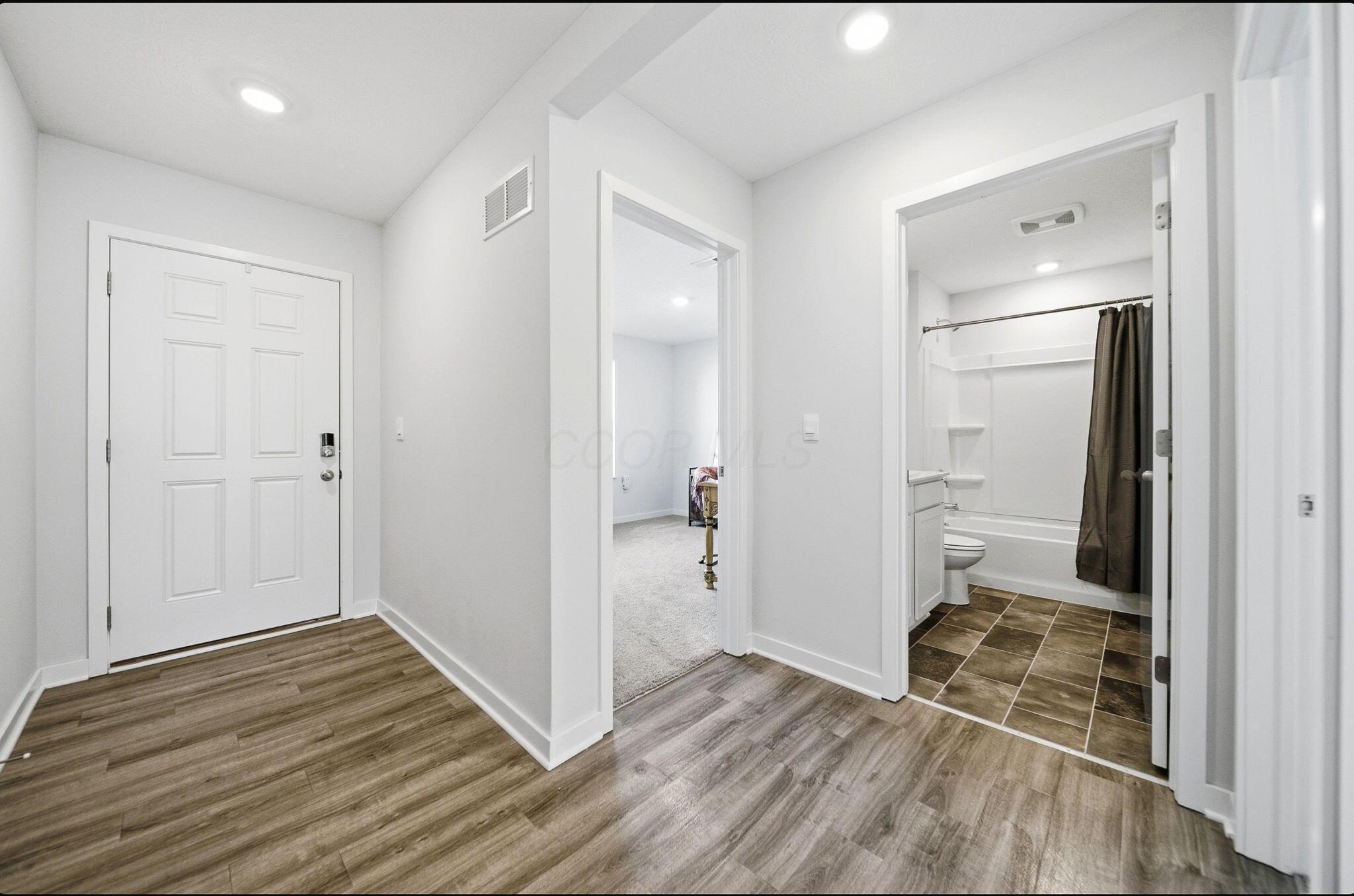 3057 Lamptonridge Drive