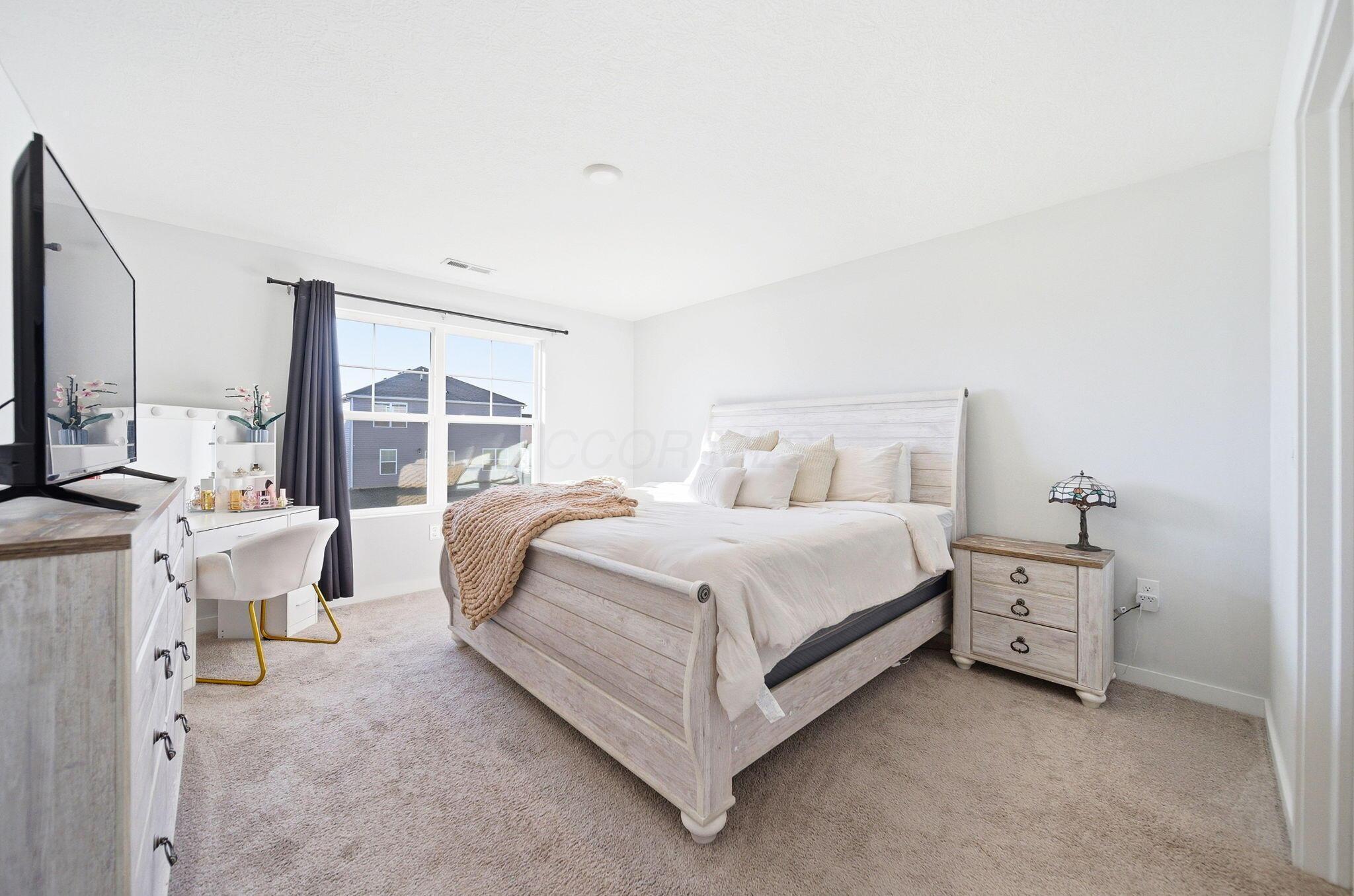 3057 Lamptonridge Drive