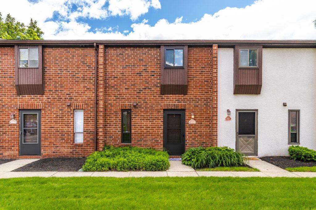 13 King Arthur Boulevard, 13