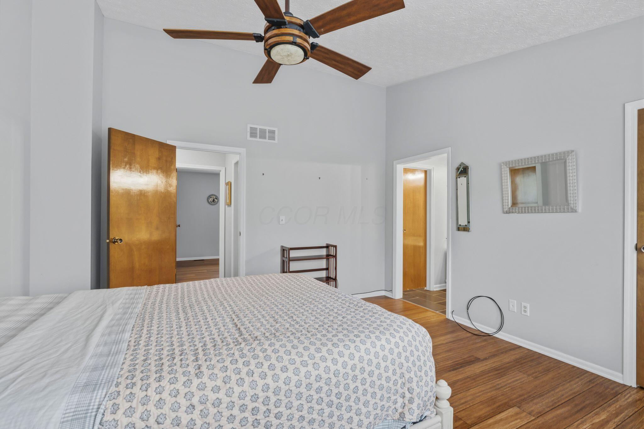 5385 Shannon Lane, 85
