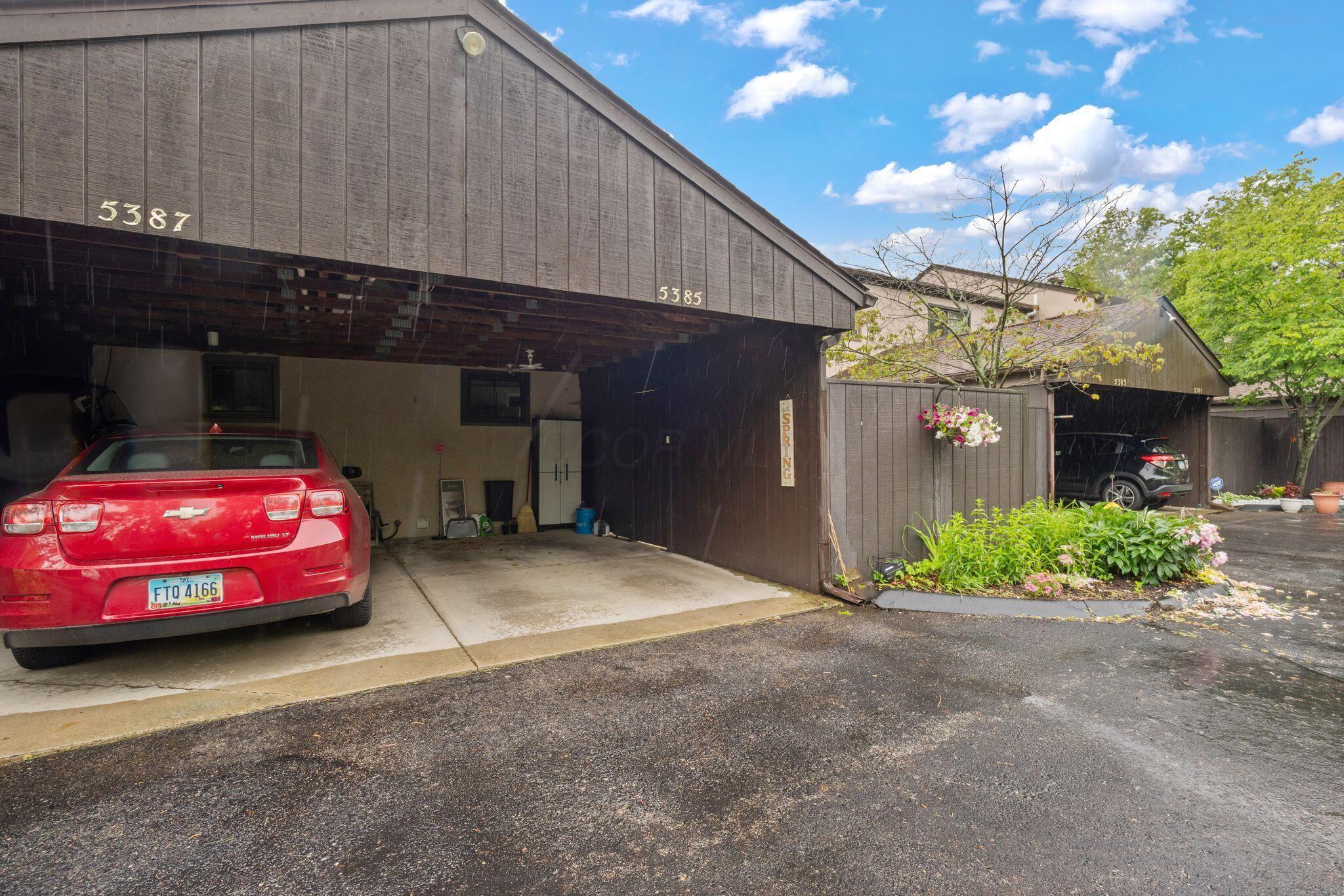 5385 Shannon Lane, 85