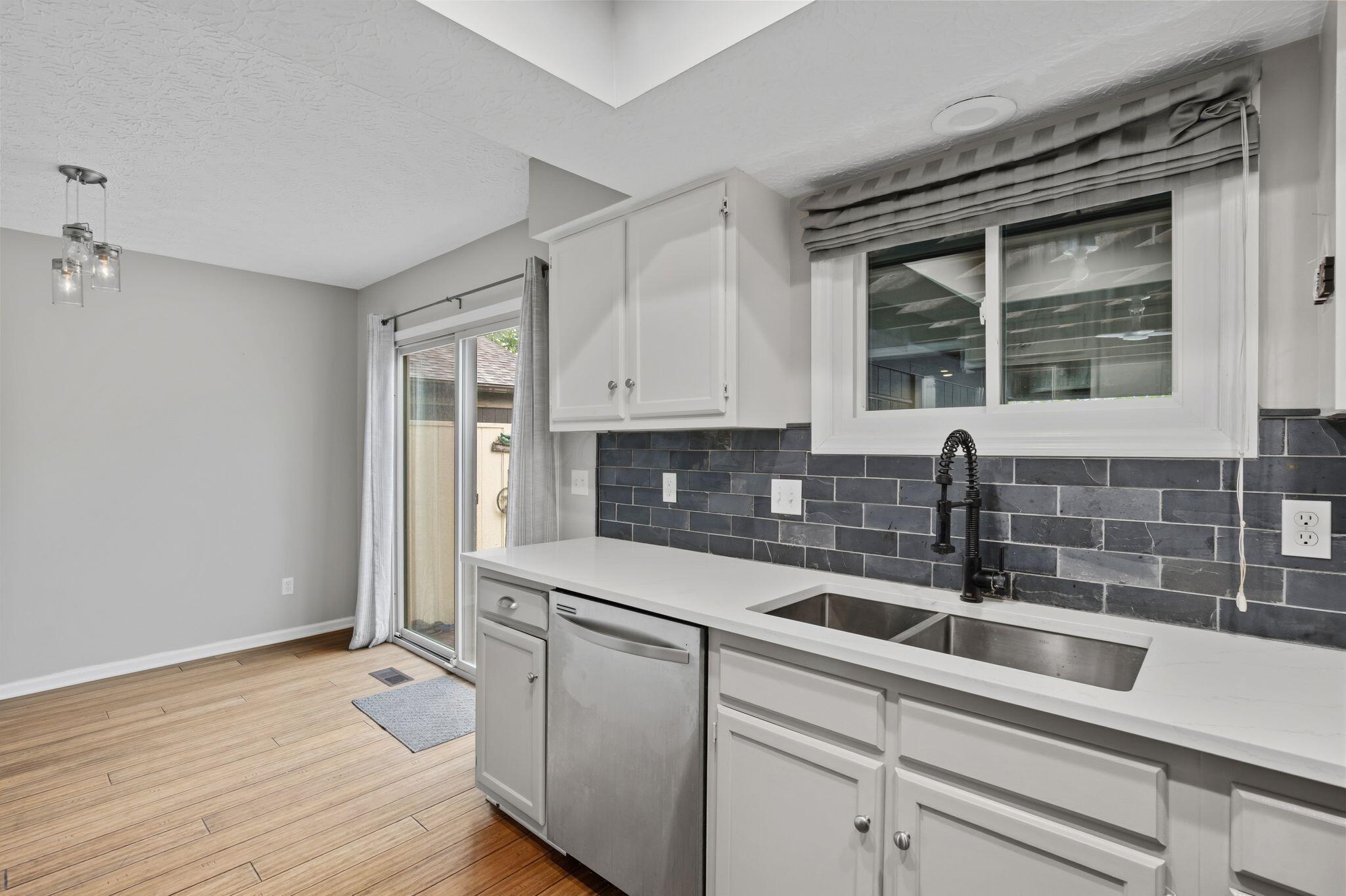 5385 Shannon Lane, 85