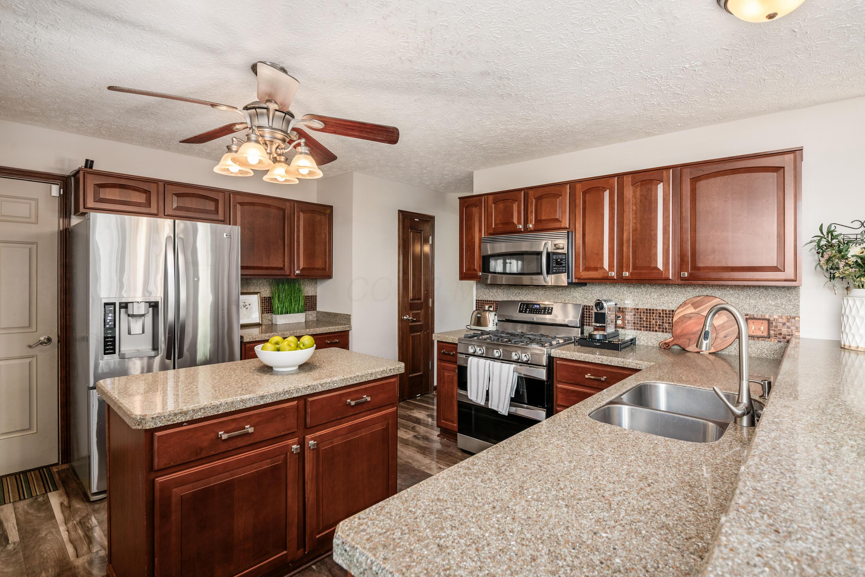 736 Sanville Drive