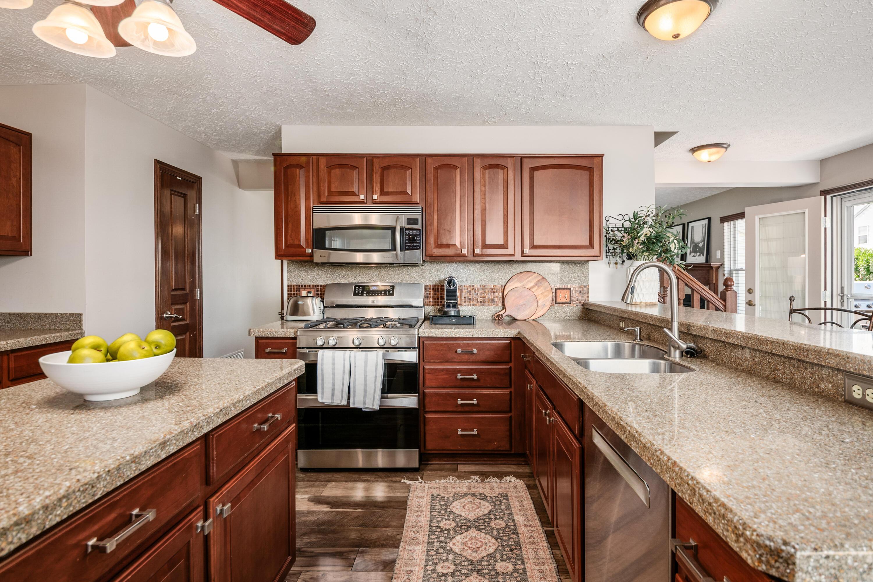 736 Sanville Drive