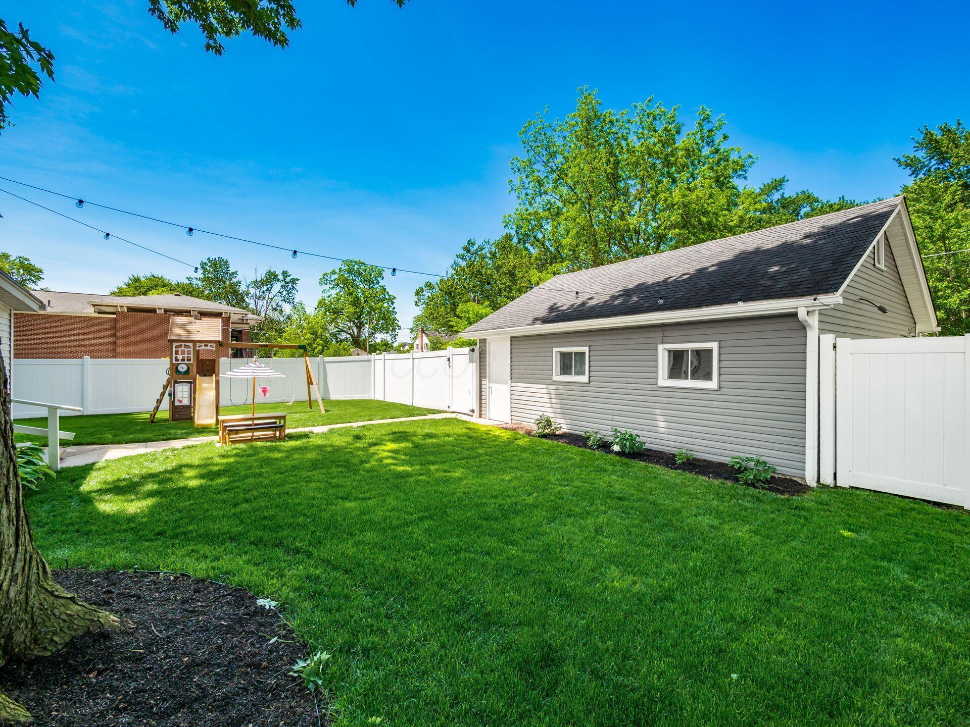 304 E High Street