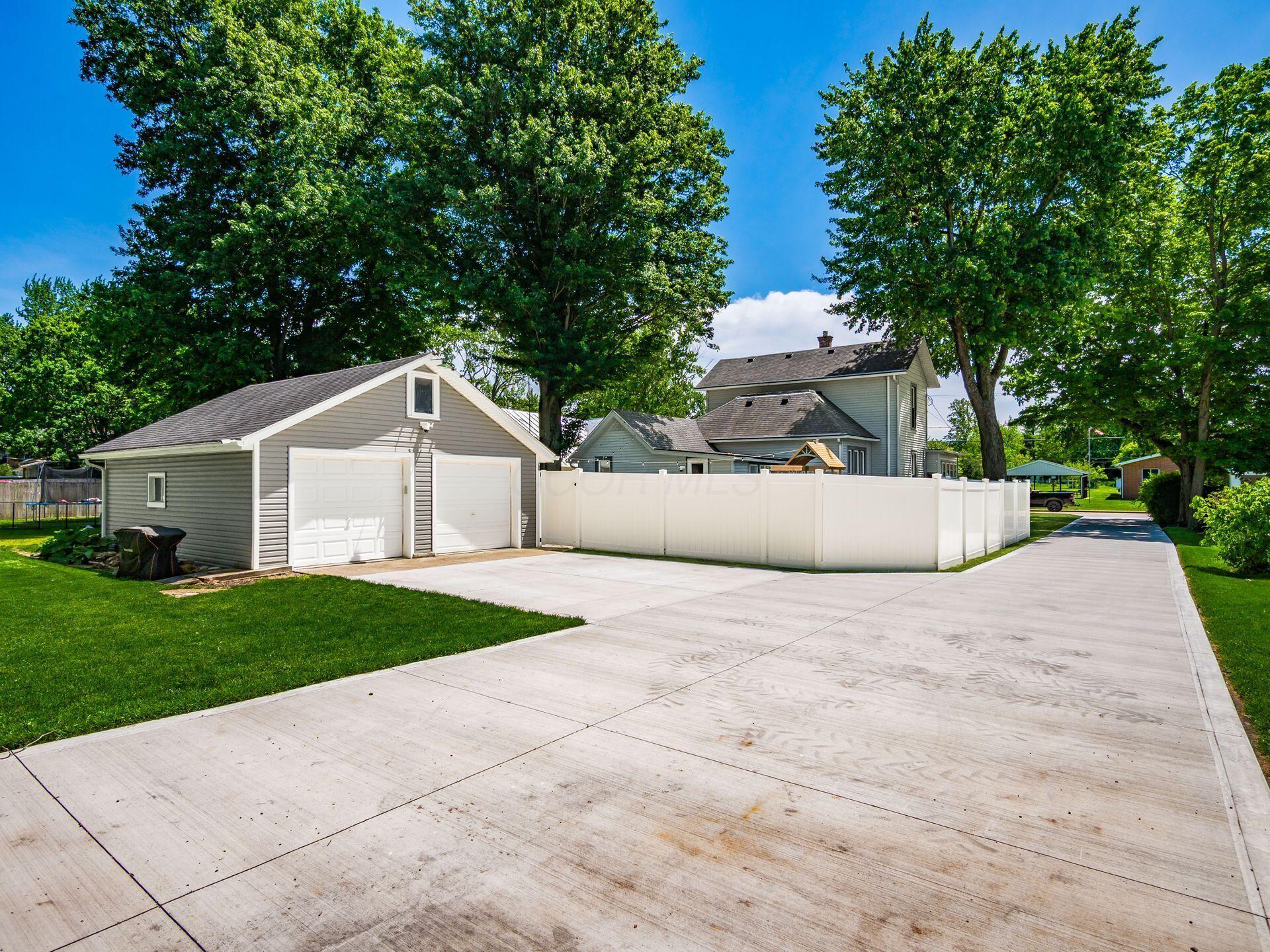 304 E High Street