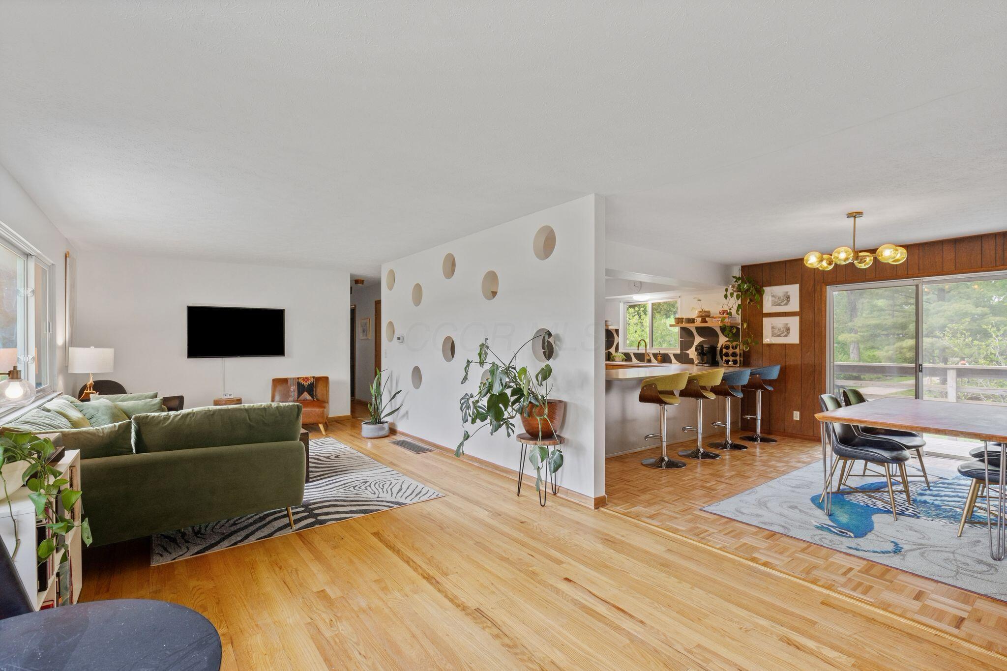 7280 Hollandia Drive