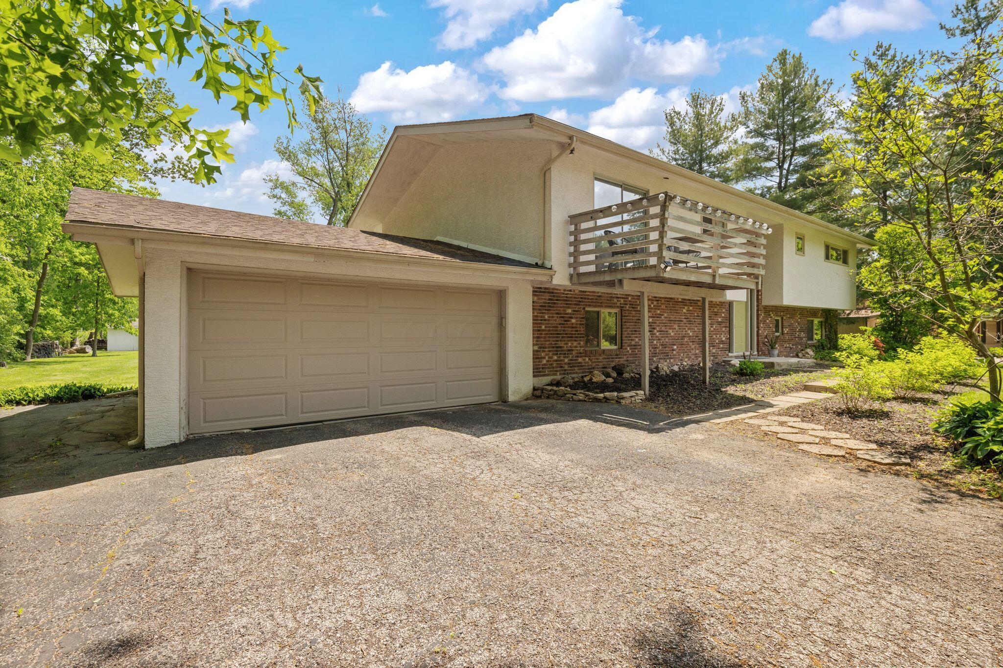 7280 Hollandia Drive