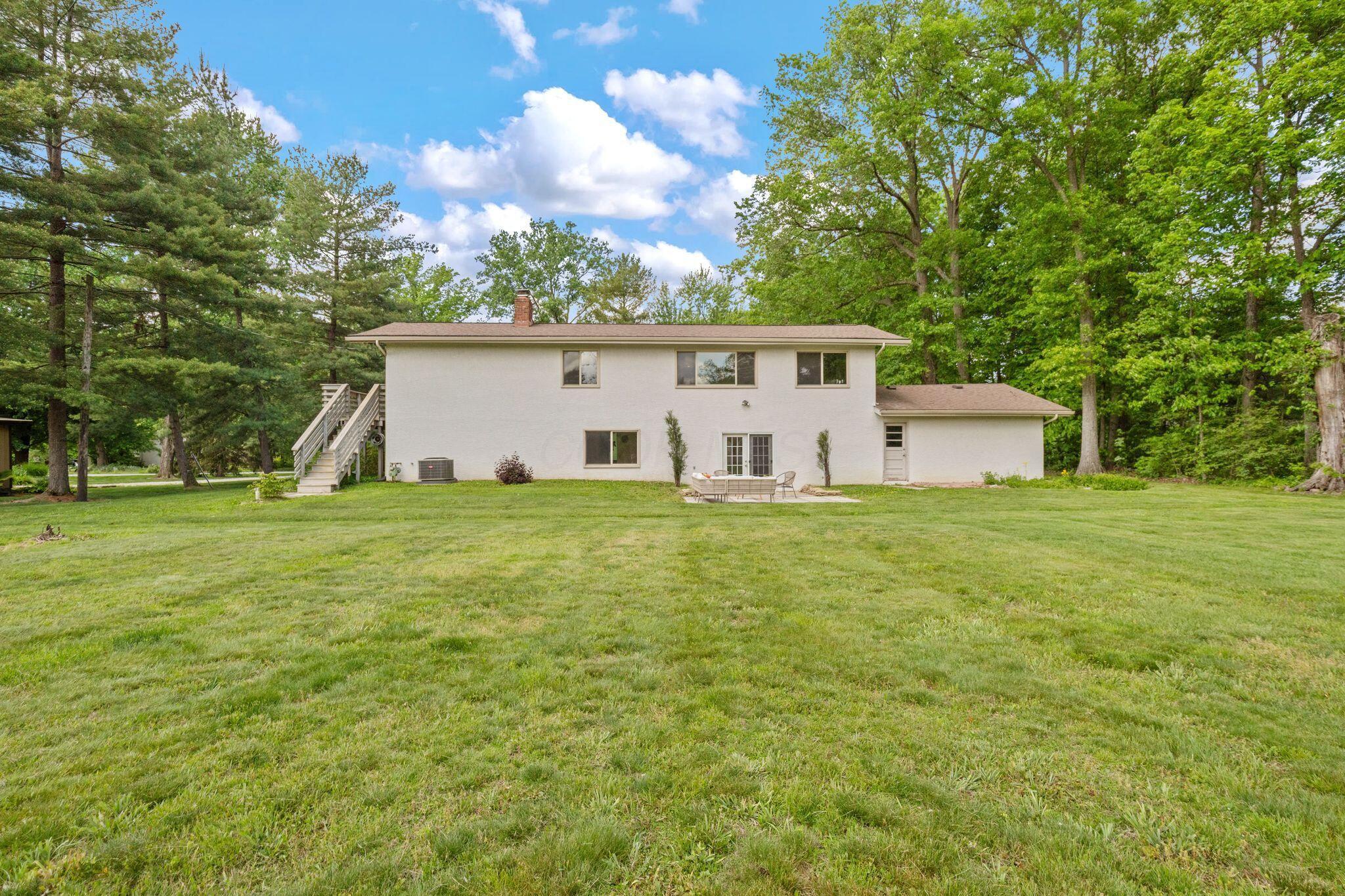 7280 Hollandia Drive